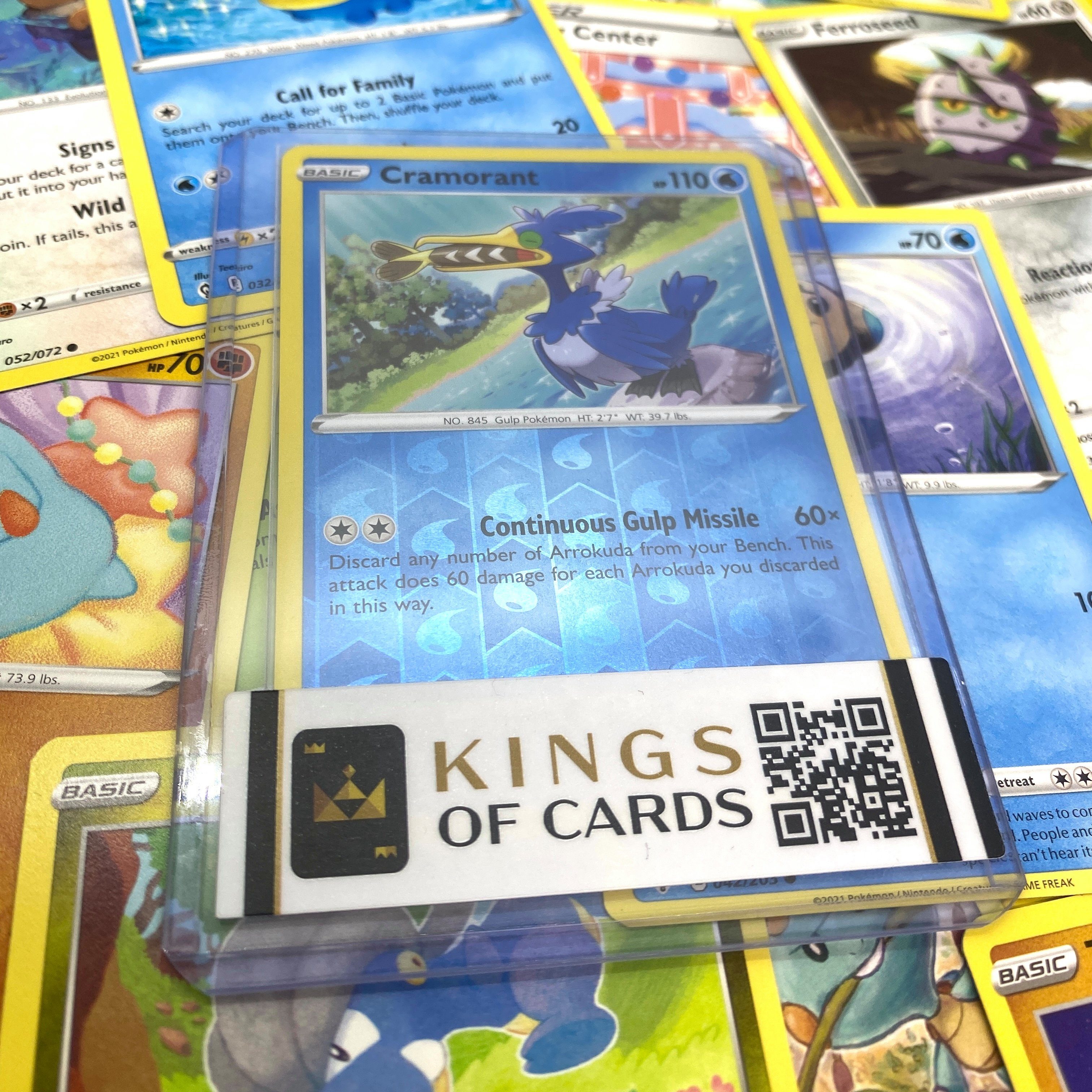 KingsofCards Sammelkarte Pokemon Kartenpaket 50 Karten + Holokarte Geschenkset Englisch