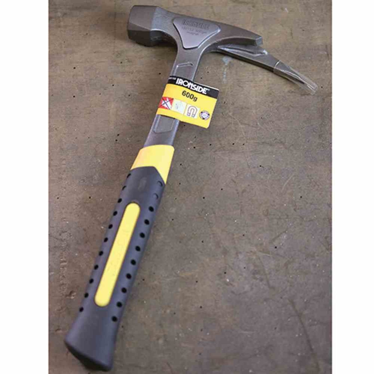 600g mit Magnet, Anti-Vibration Hammer Lattenhammer 2-Komponenten-Griff IRONSIDE