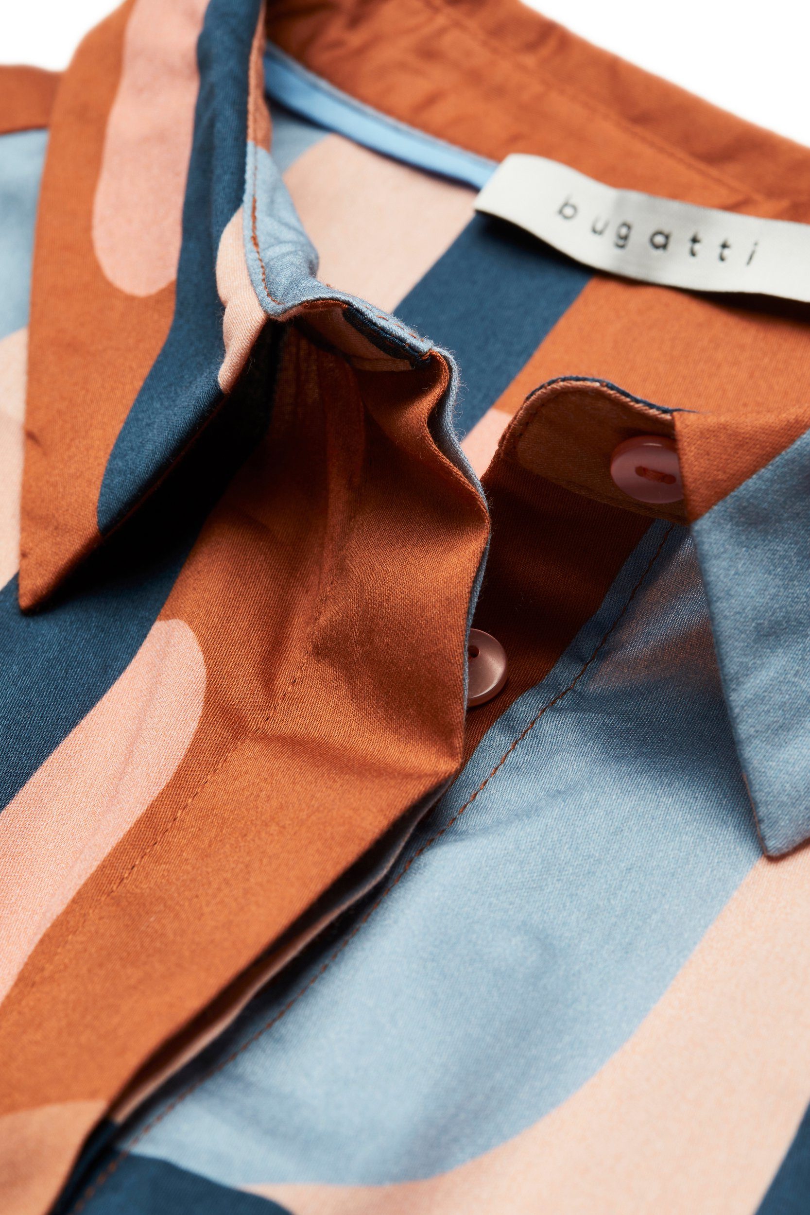 bugatti Langarmbluse mit verdeckter Knopfleiste