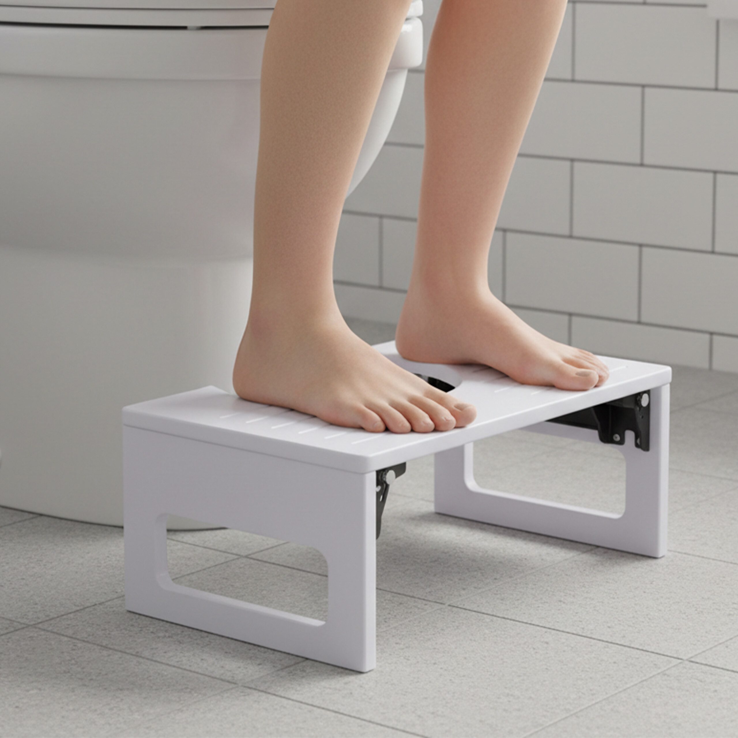 relaxdays Badhocker Klappbarer Toilettenhocker aus Bambus (1 St), weiß – Bild 2 von 5