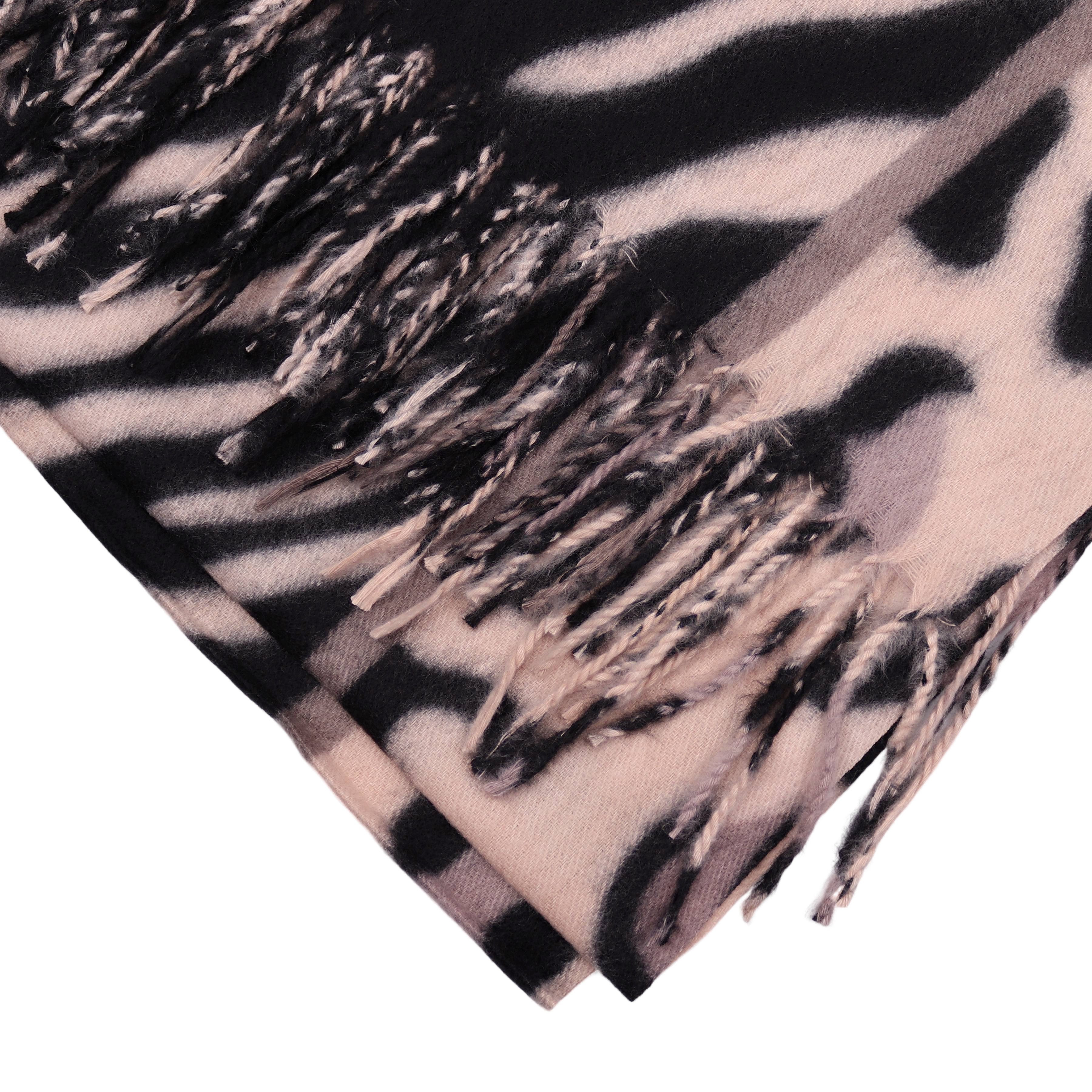 MIRROSI Modeschal weicher und warmer Schal mit Fransen, ca.70x180cm, (Leopard Zebra Muster), Damen Halstuch ideal für Herbst und Winter – Bild 3 von 3