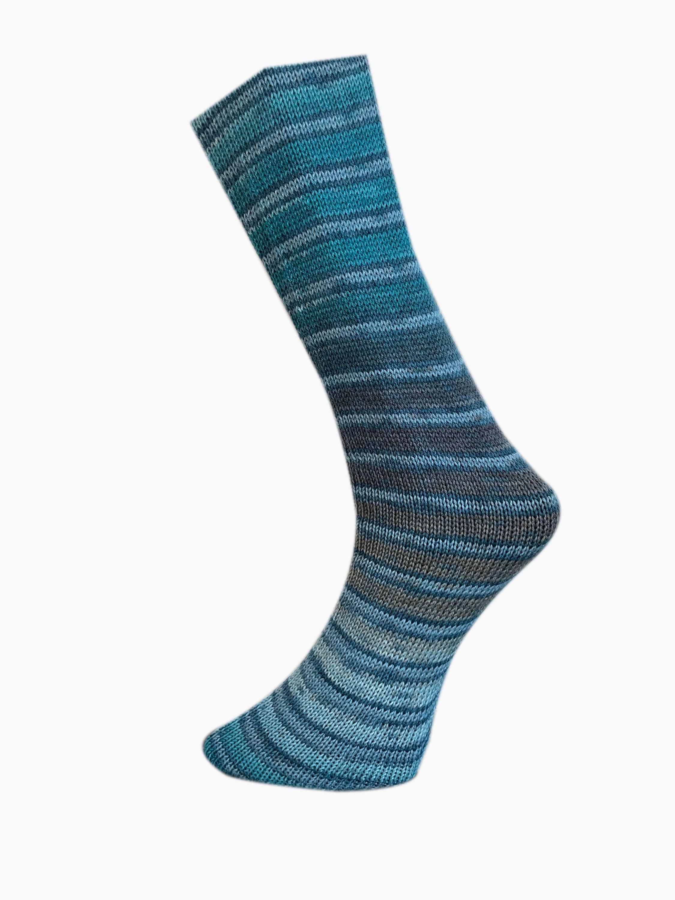 Ferner Wolle MALLY SOCKS Valentinstagsedition 2026 Häkelwolle, 450 m (traumhaft weiche Sockenwolle zum Valentinstag), 150 g
