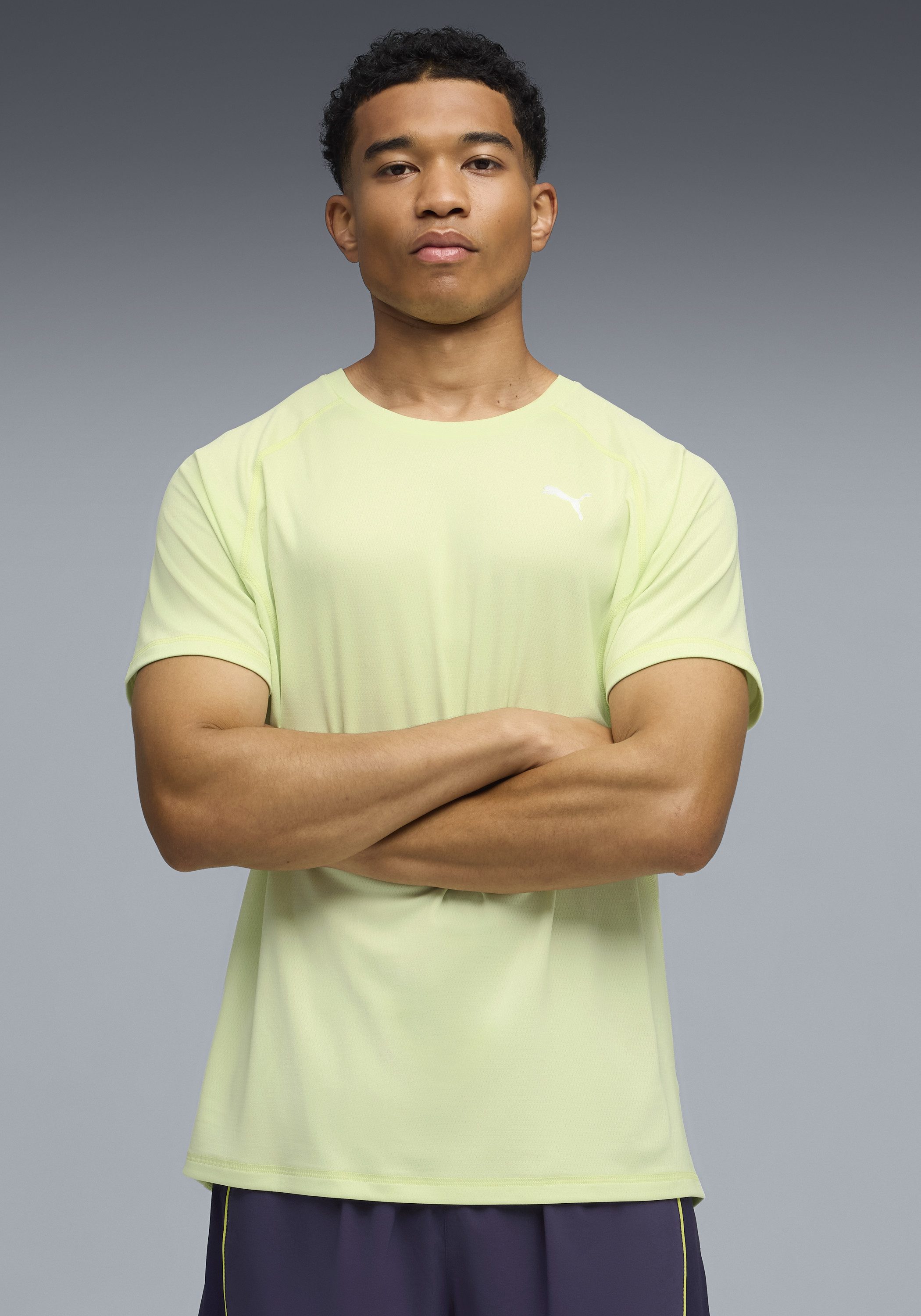 PUMA Laufshirt M RUN VELOCITY TEE POLY ergonomische Schnittführung, kurze Ärmel, Performance-T-Shirt