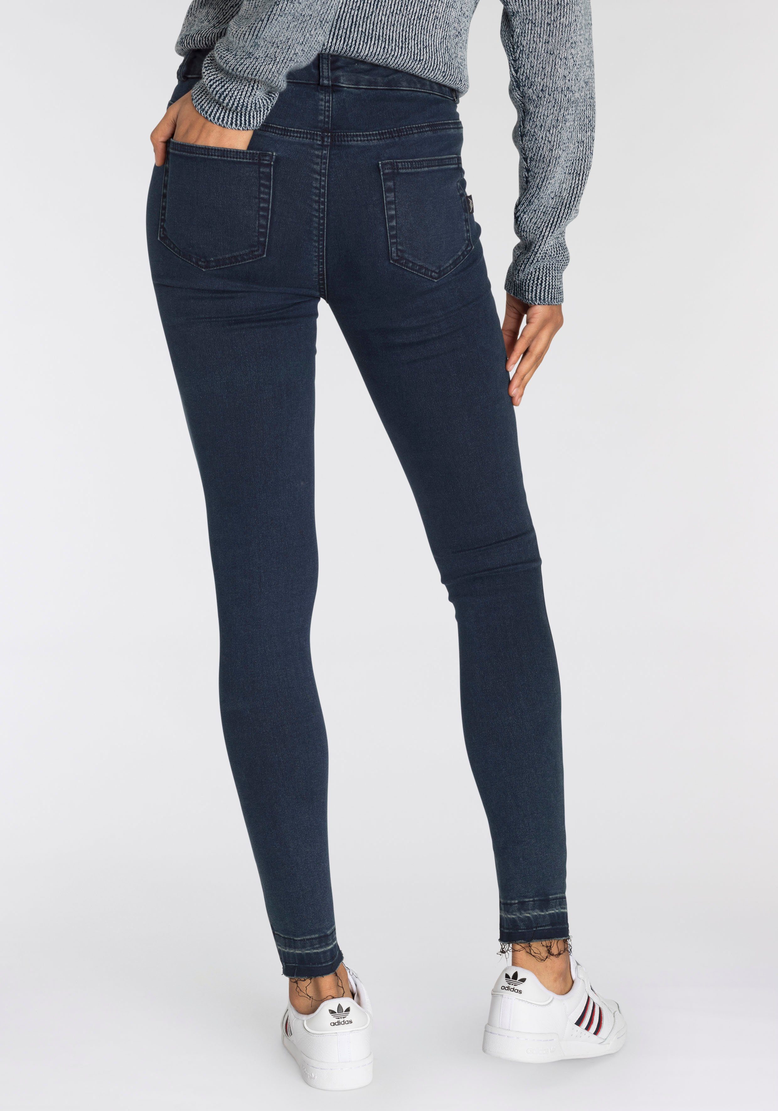 mit offenem Skinny-fit-Jeans High darkblue Arizona Saum Ultra Stretch Waist