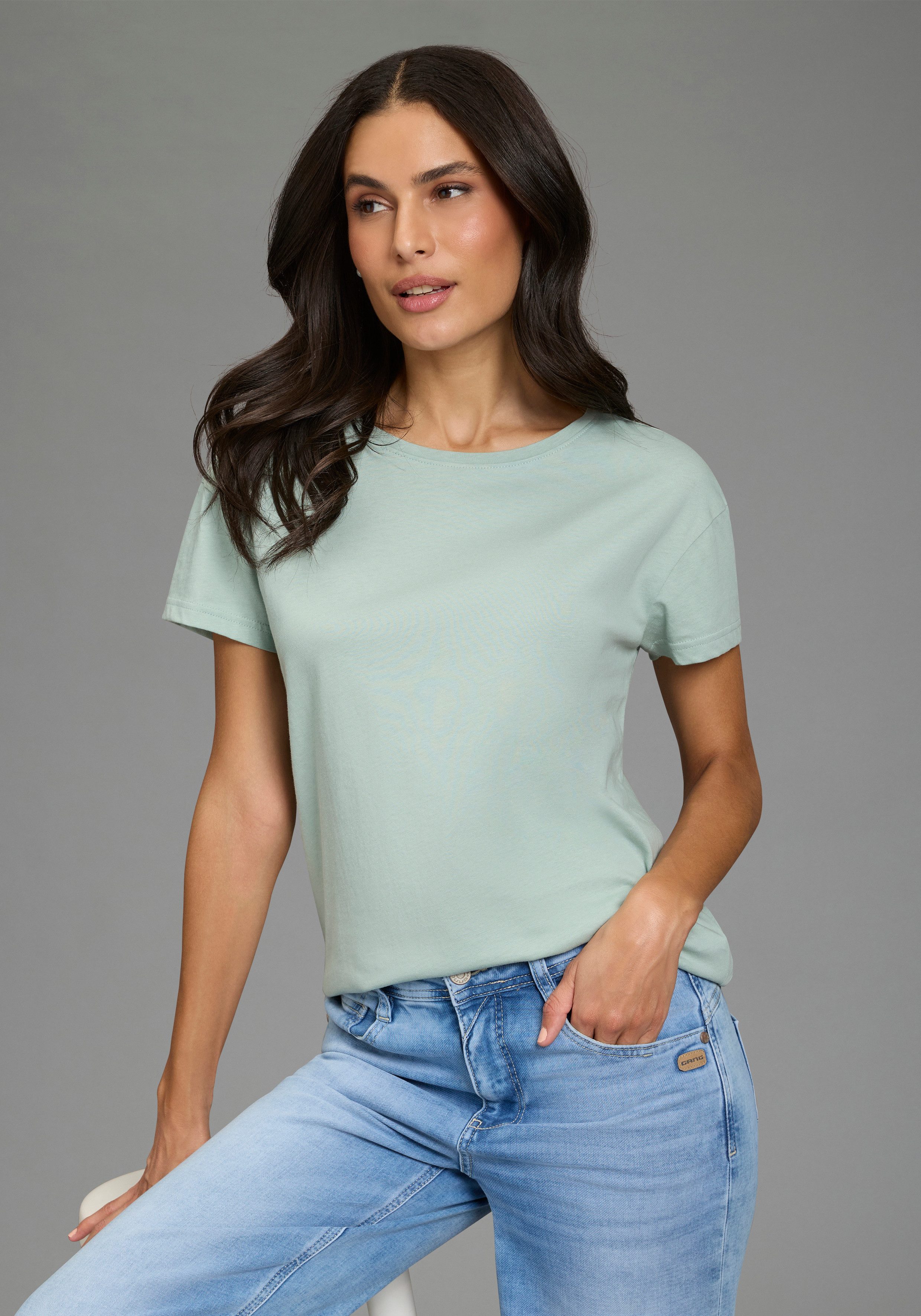 AJC T-Shirt Basic-Stil, Oversize-Passform, Rundhalsausschnitt