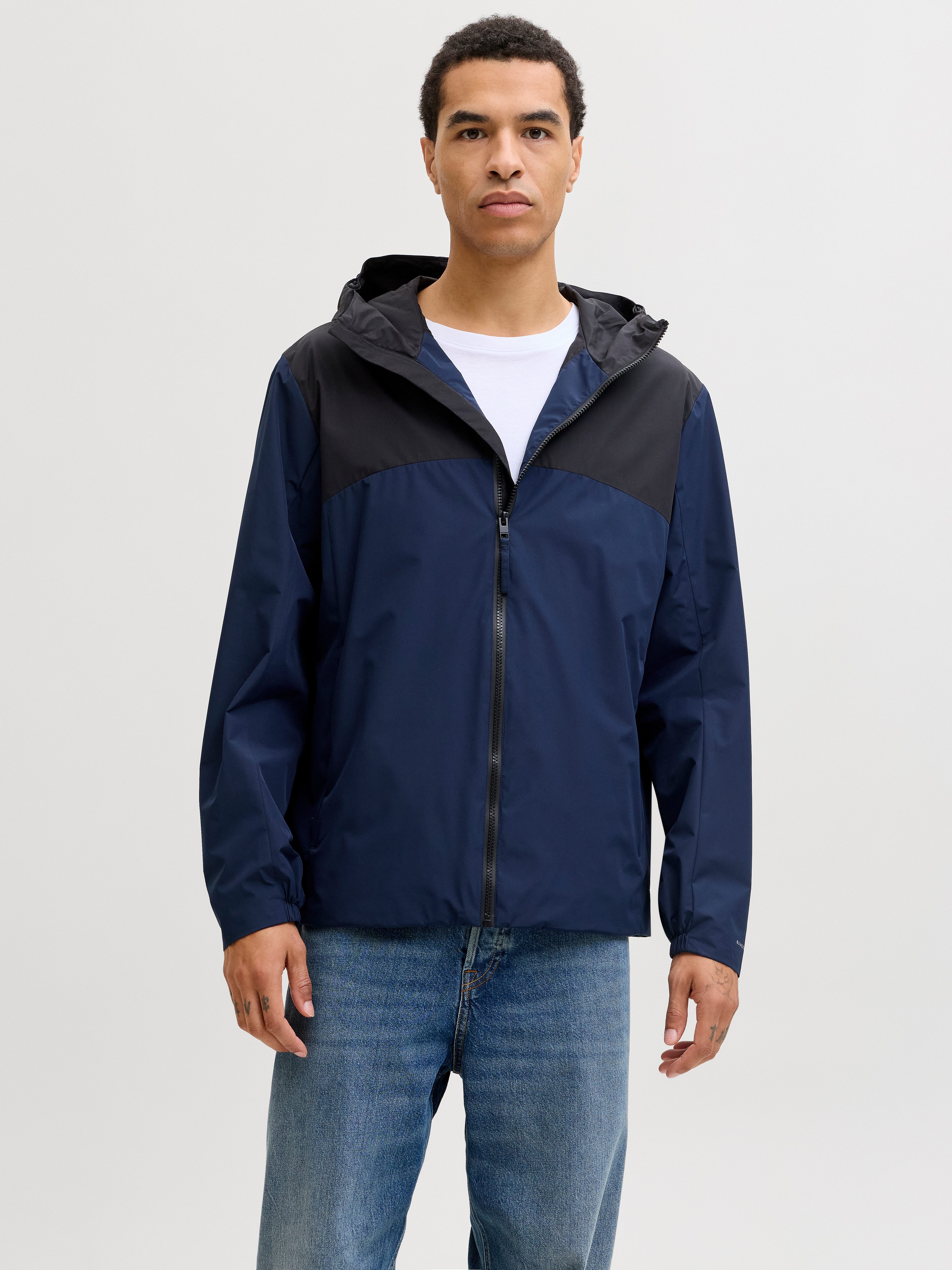 Jack & Jones Kurzjacke JJESOHO LIGHT JACKET SN mit Kapuze