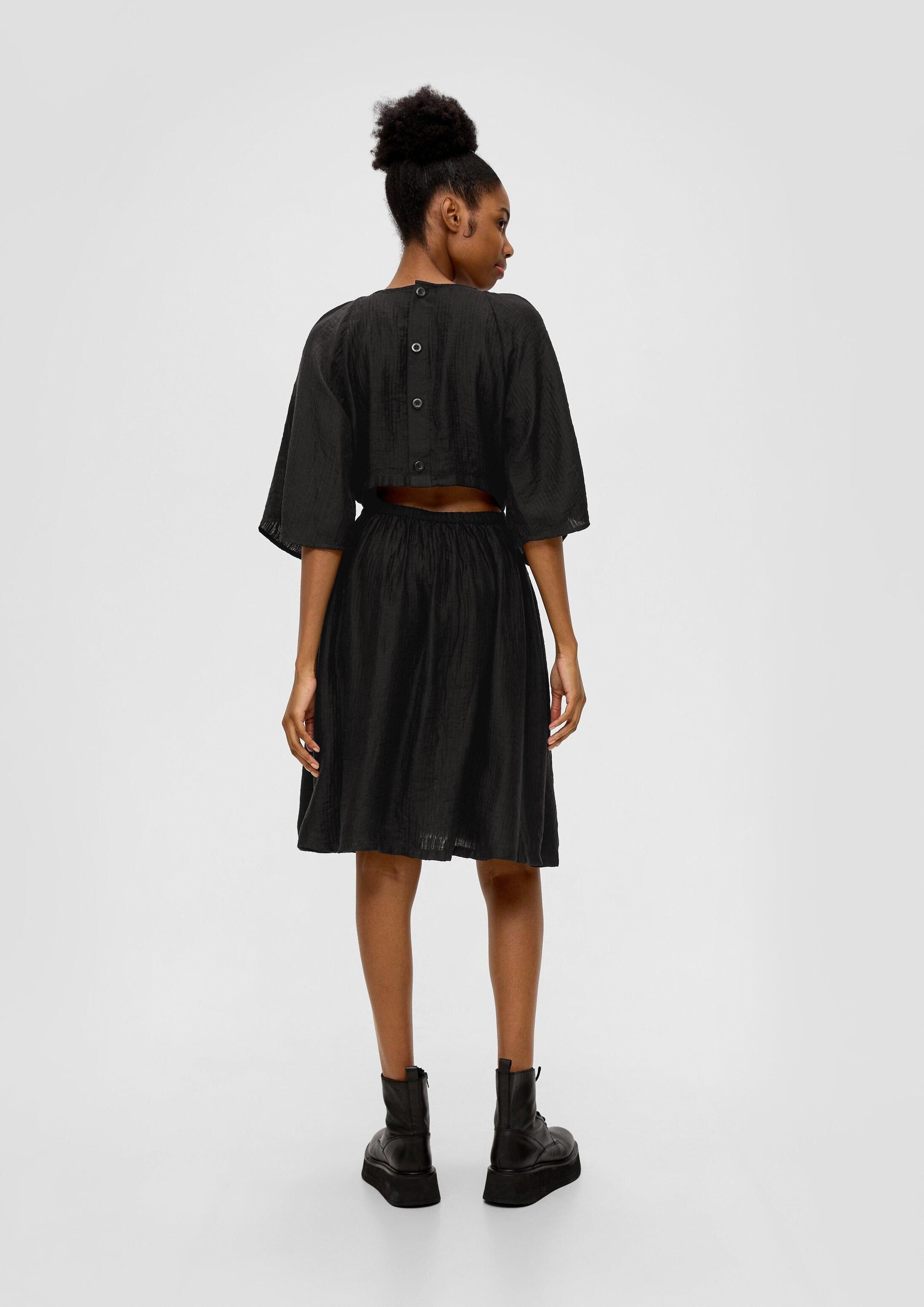 QS Minikleid Kleid Minikleid mit Knöpfen und Cut-out am Rücken