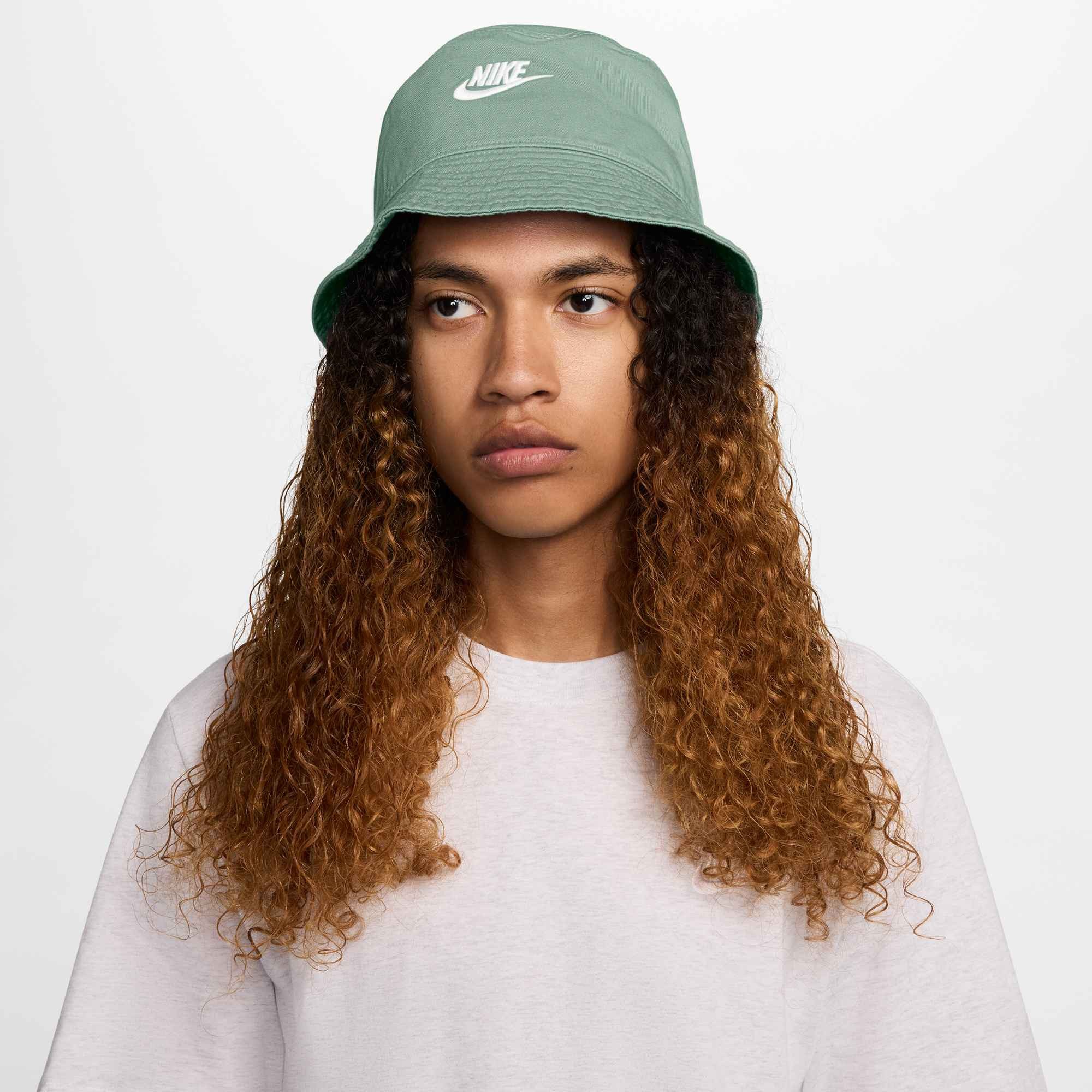 Nike Sportswear Fischerhut U NK APEX BUCKET SQ FUT WSH L mit gesticktem Futura-Logo, im Washed-Look, aus Baumwolle