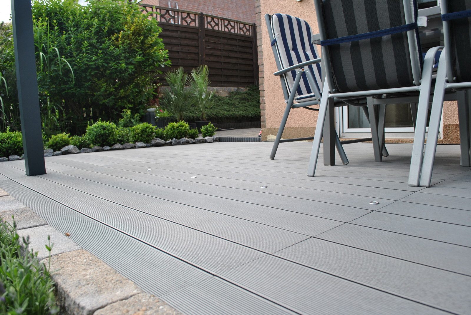 WPC Profi Terrassendielen WPC Terrassendiele Hohlkammer MUSTER 15 cm steingrau, (Hohlkammerdiele, Musterstück 15 cm)