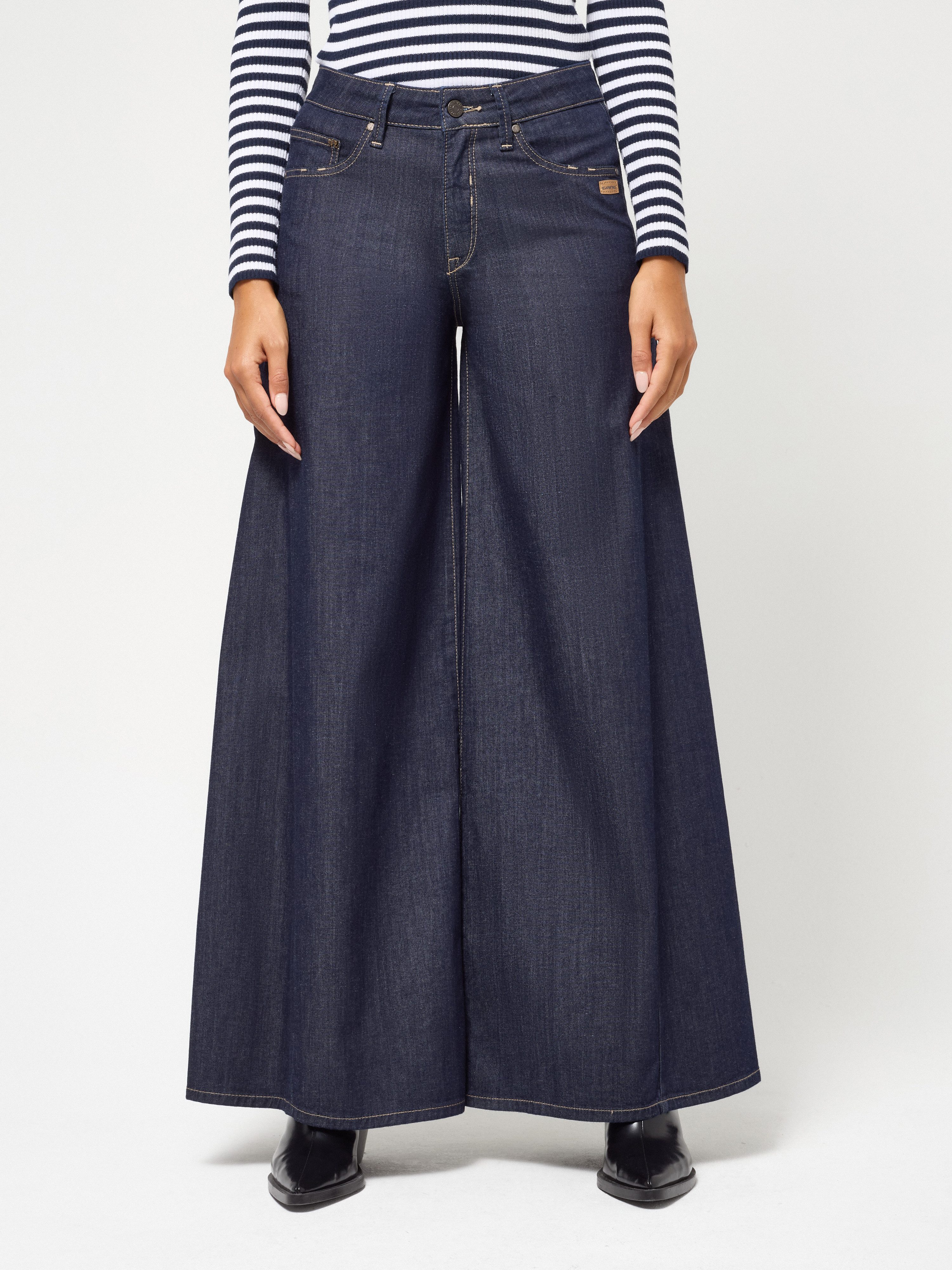GANG Weite Jeans 94CARLOTTA PALAZZO mit eingesetztem Keil für extra Weite