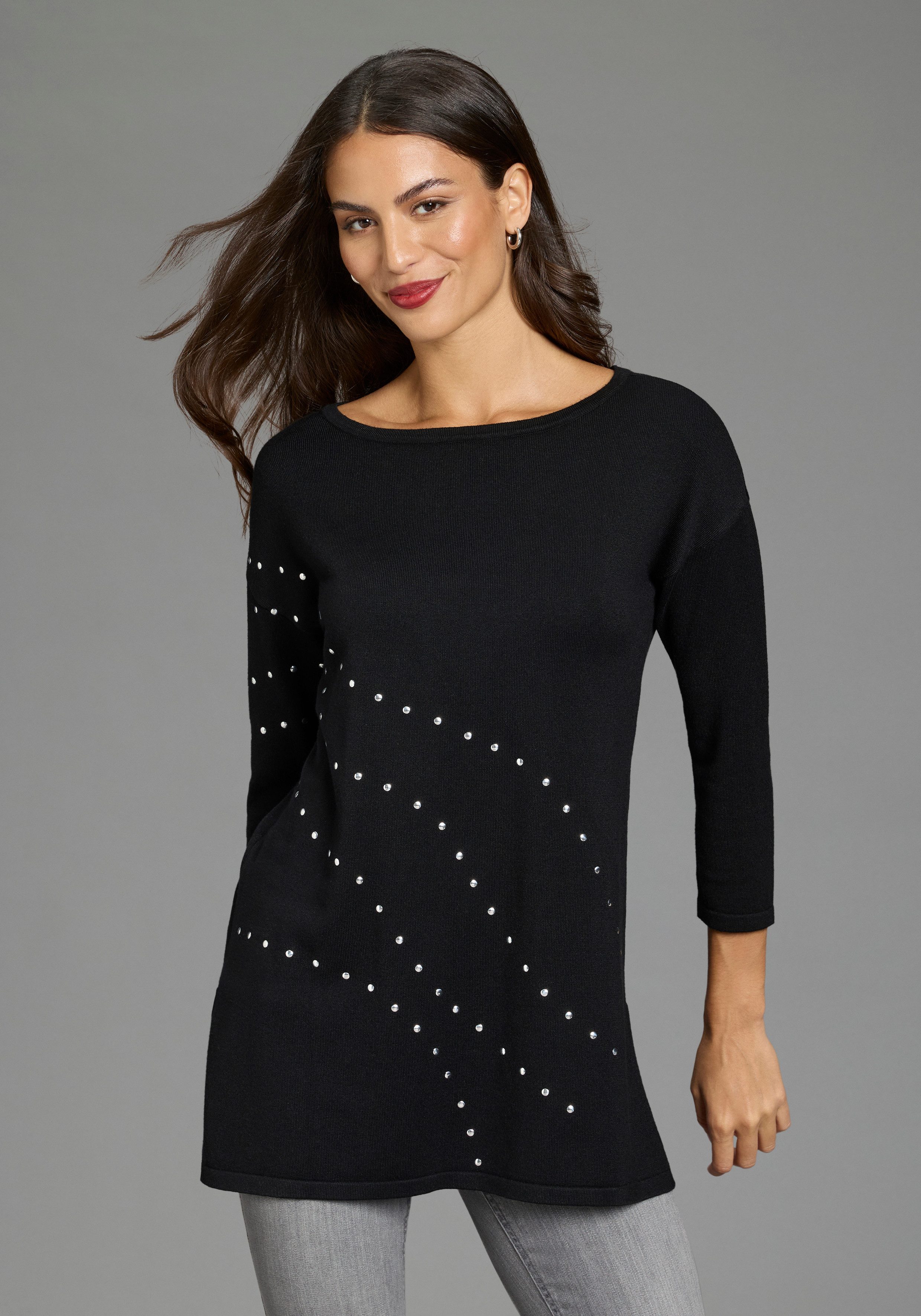Laura Scott Strickpullover aus Feinstrick, mit U-Boot-Ausschnitt, weite Passform mit welligem Nieten-Design