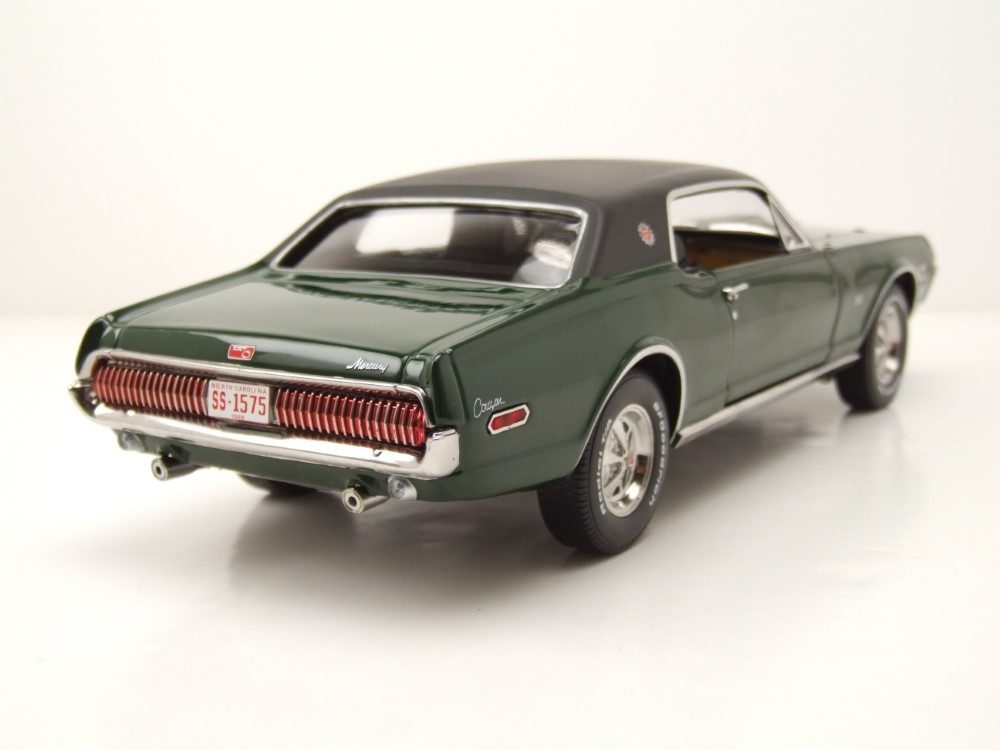 Sun Star Modellauto Mercury Cougar XR7G 1968 dunkelgrün, Maßstab 1:18