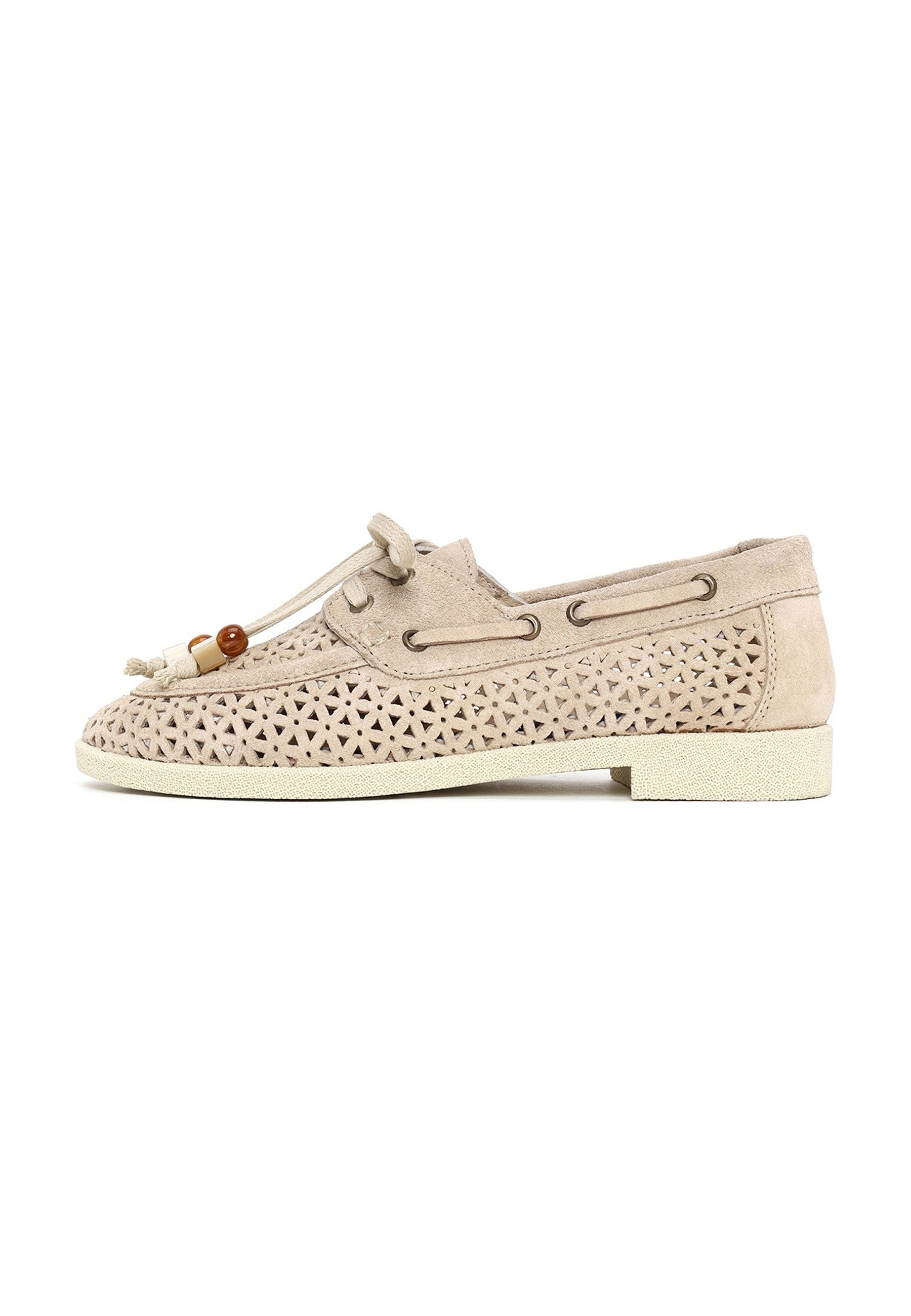Derimod Schuhe aus Veloursleder Loafer Wildleder, Perforiertes Design, Perlenbesetzte Schnürsenkel