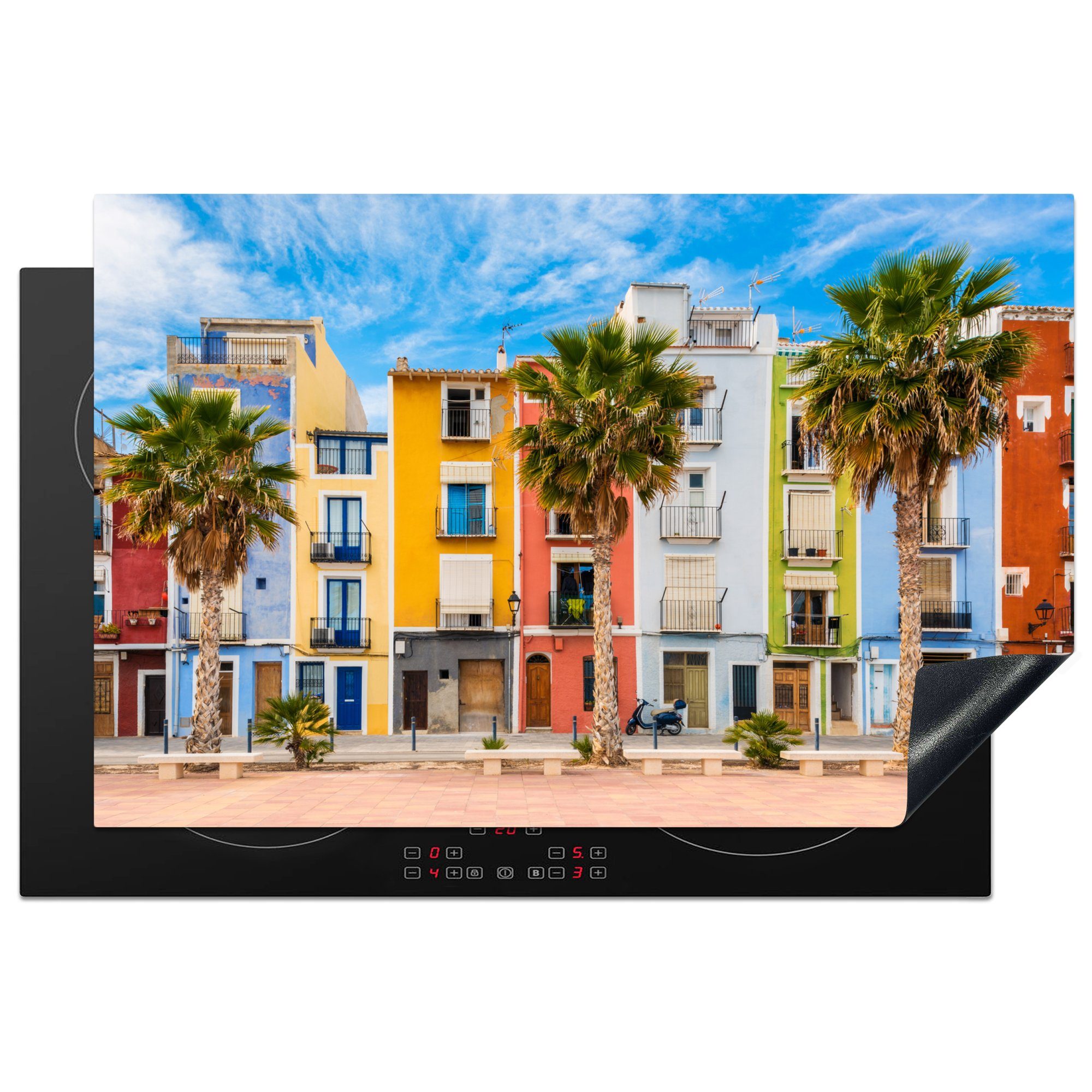 MuchoWow Herdblende-/Abdeckplatte Farbenfrohe Häuser in Villajoyosa, Spanien, Vinyl, (1 tlg), 81x52 cm, Induktionskochfeld Schutz für die küche, Ceranfeldabdeckung