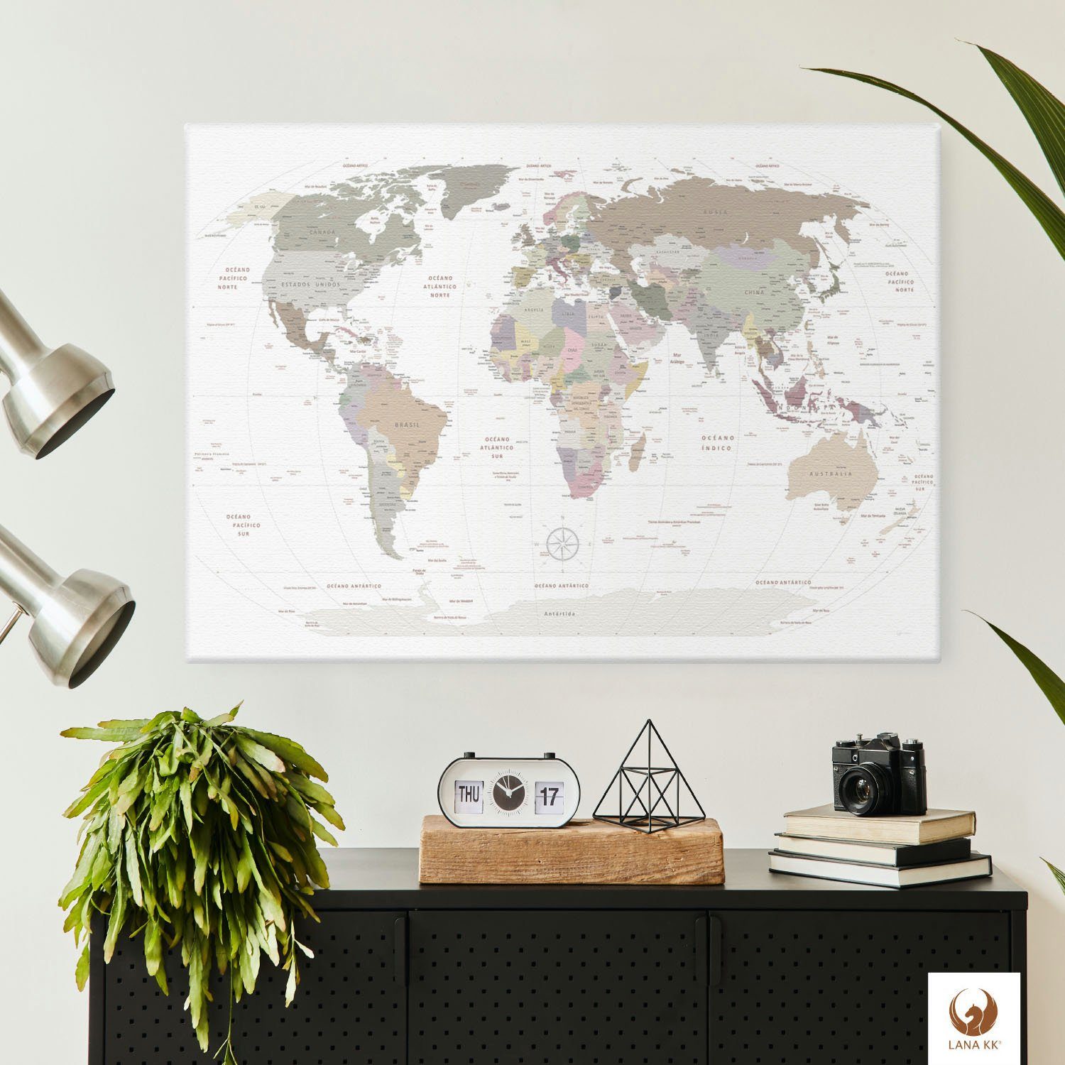 Leinwandbild Beschriftung LANA von Pinnwand KK White markieren zum Reisezielen, deutsche Weltkarte