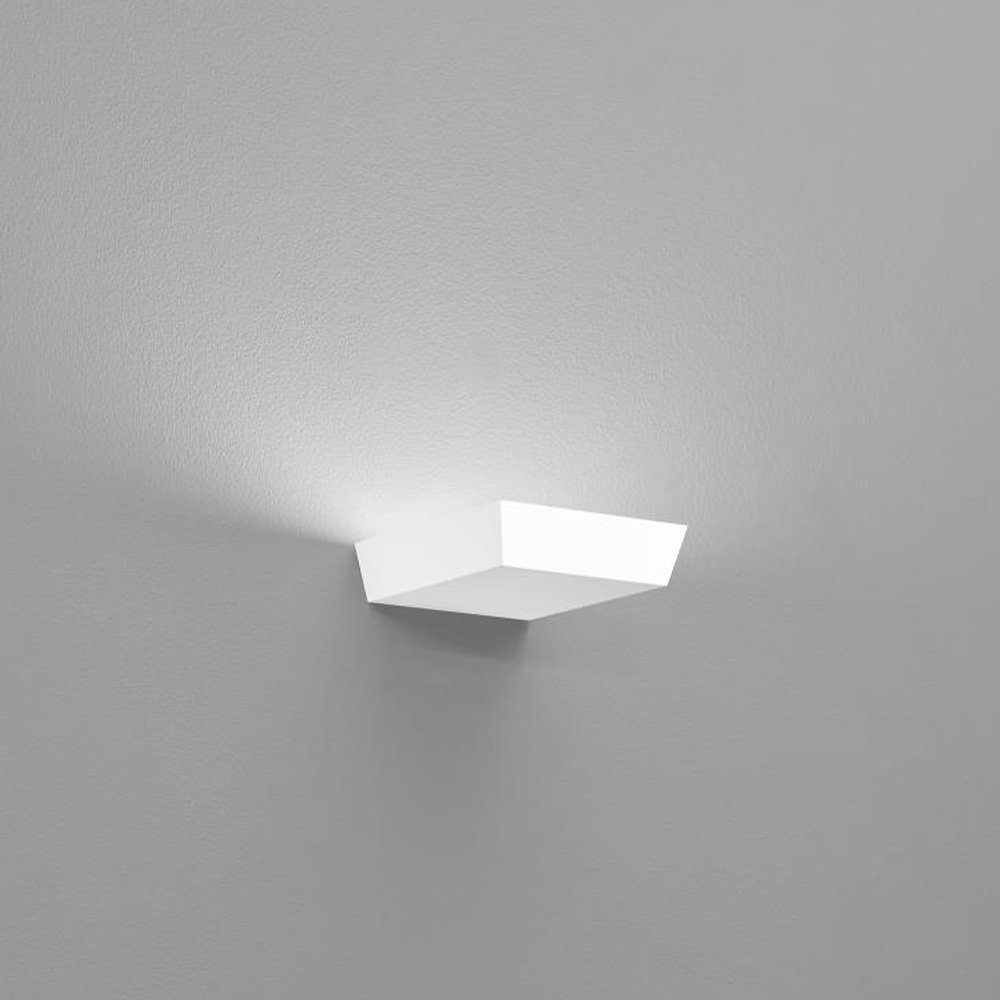 Helestra LED modern dimmbar Cor Wandleuchte elegant