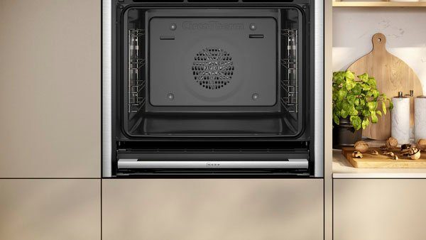 NEFF Einbaubackofen N 70 B54CR31N0, mit Teleskopauszug nachrüstbar, Hydrolyse, voll versenkbare Ofentür dank Slide & Hide®, AirFry-Funktion