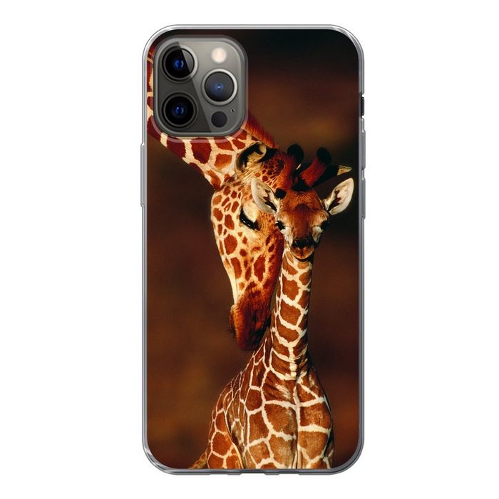 MuchoWow Handyhülle Giraffe - Kalb - Porträt Handyhülle Apple iPhone 12 Pro Smartphone-Bumper Print Handy