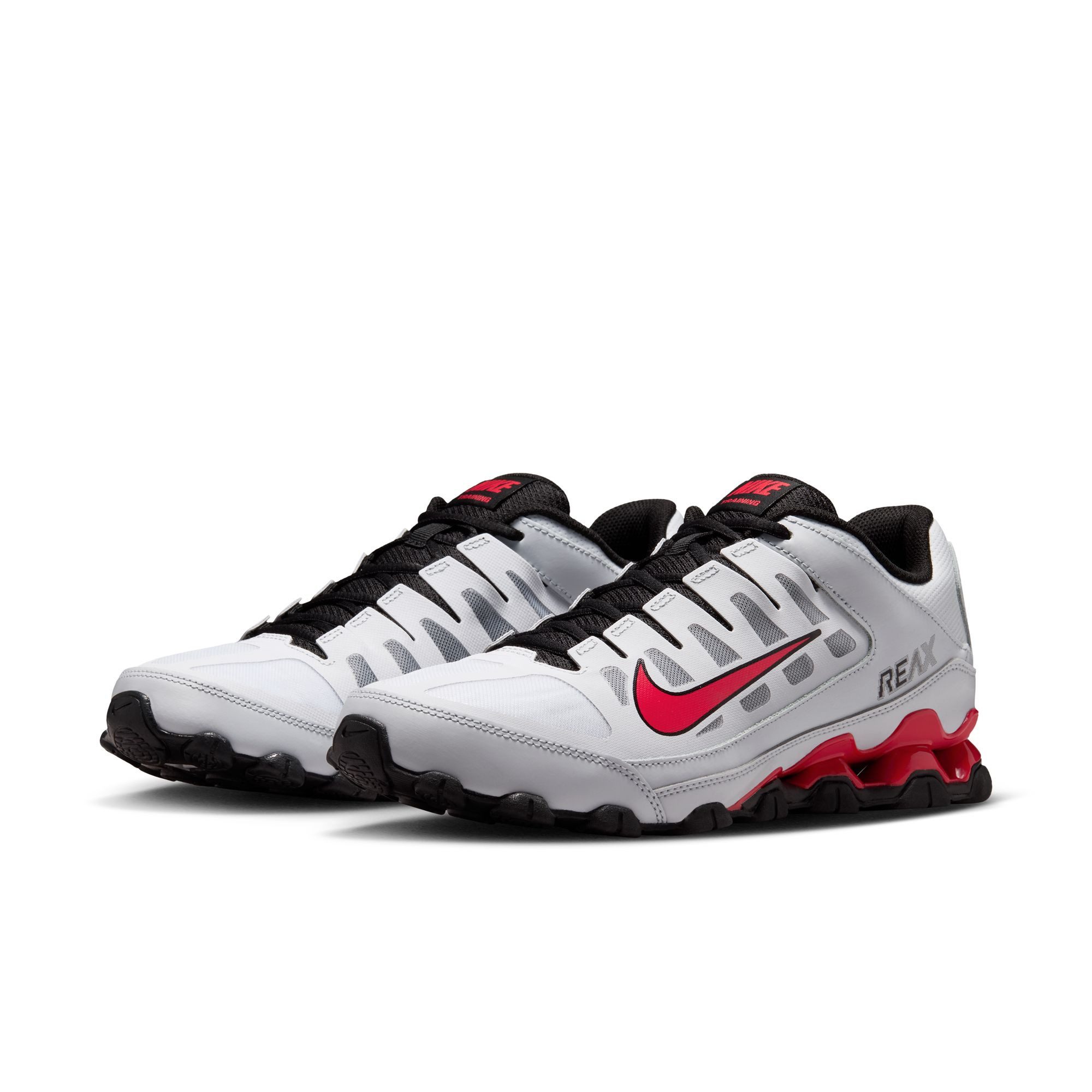 Nike Reax 8 TR Trainingsschuh inspiriert vom Design des Nike Shox TL