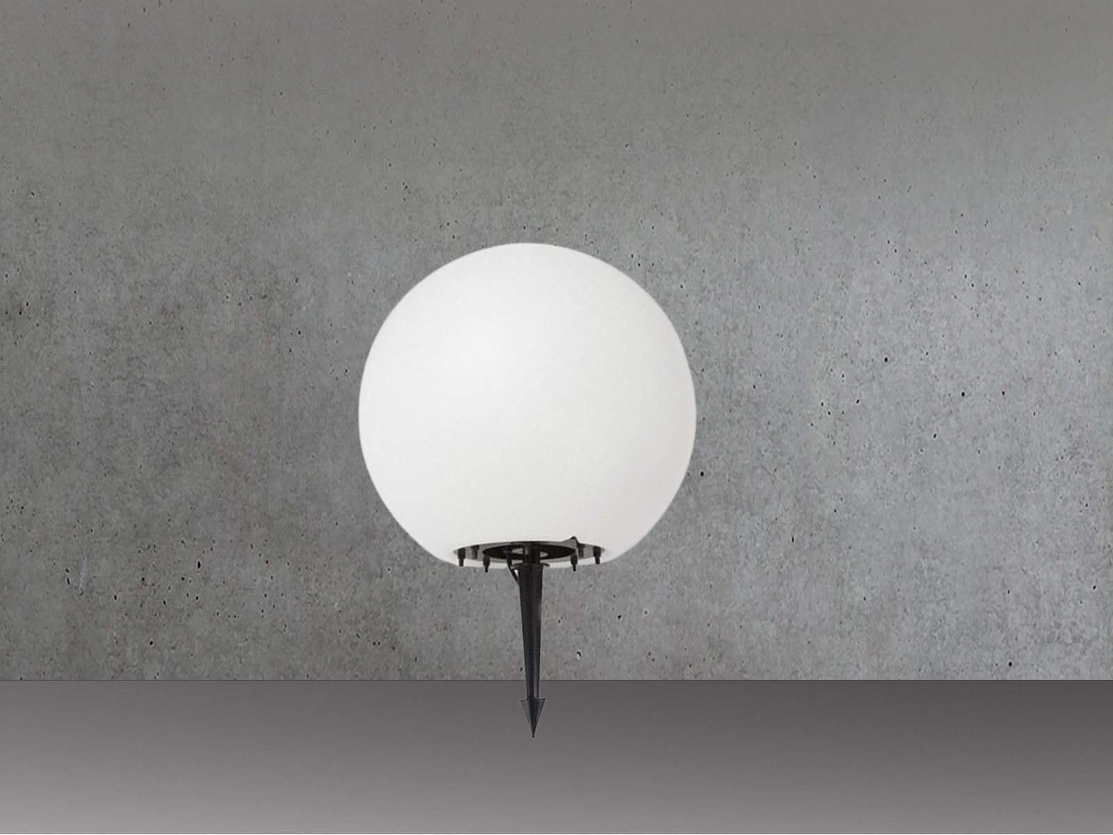 PEREL LED Kugelleuchte mit RGBW & Fernbedienung Ø 38cm, Dimmfunktion Farbwechsel, LED wechselbar, warmweiß, Garten Leucht-Kugel mit Erdspieß, inkl. austauschbarem Leuchtmittel