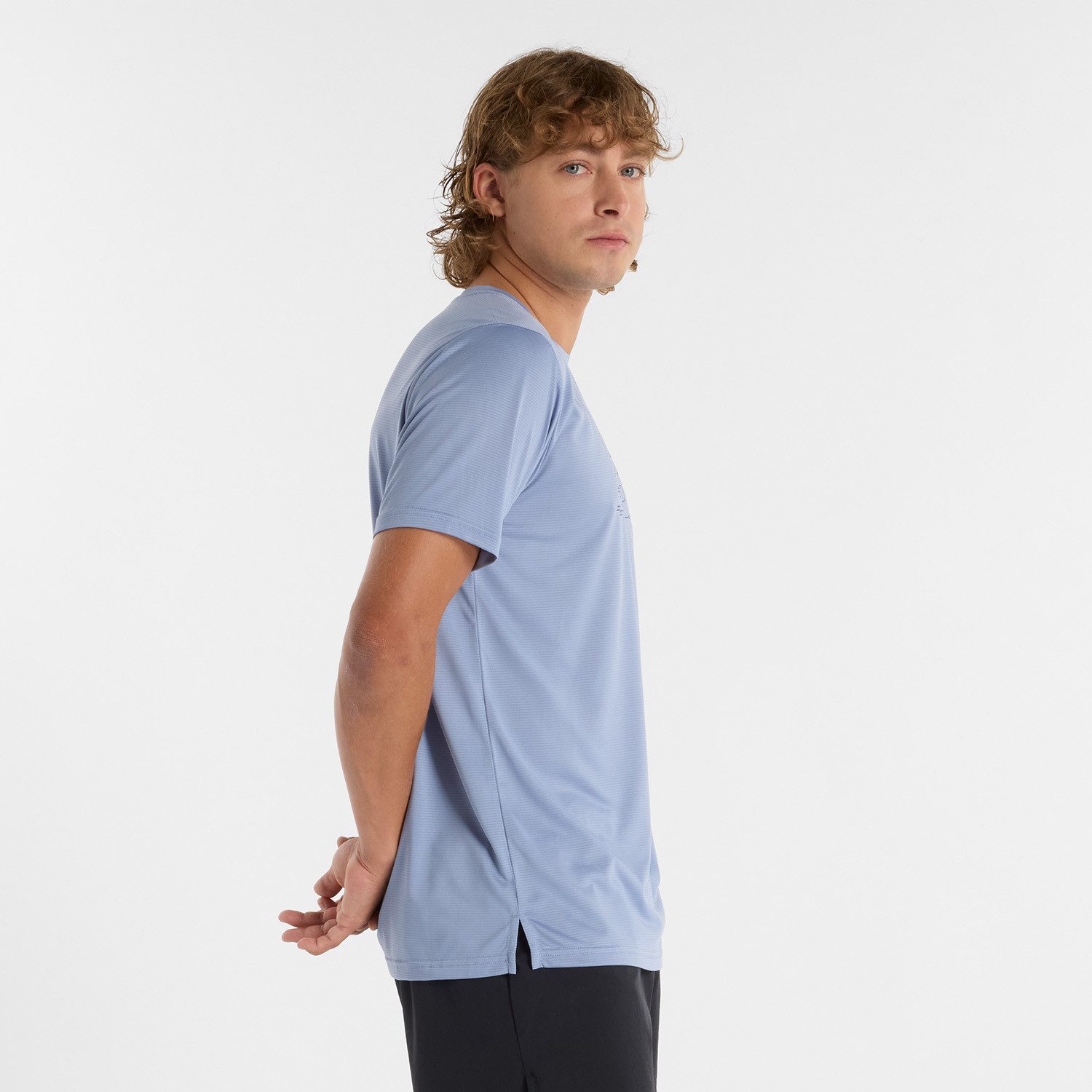 New Balance Laufshirt Sport Essentials Printed Run T-Shirt für Laufen und Fitness geeignet, als Laufshirt konzipiert