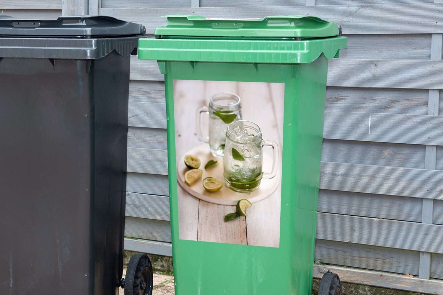 MuchoWow Wandsticker Gläser Sticker, schöne Container, Mülltonne, Abfalbehälter Mülleimer-aufkleber, (1 Zwei Mojito St)