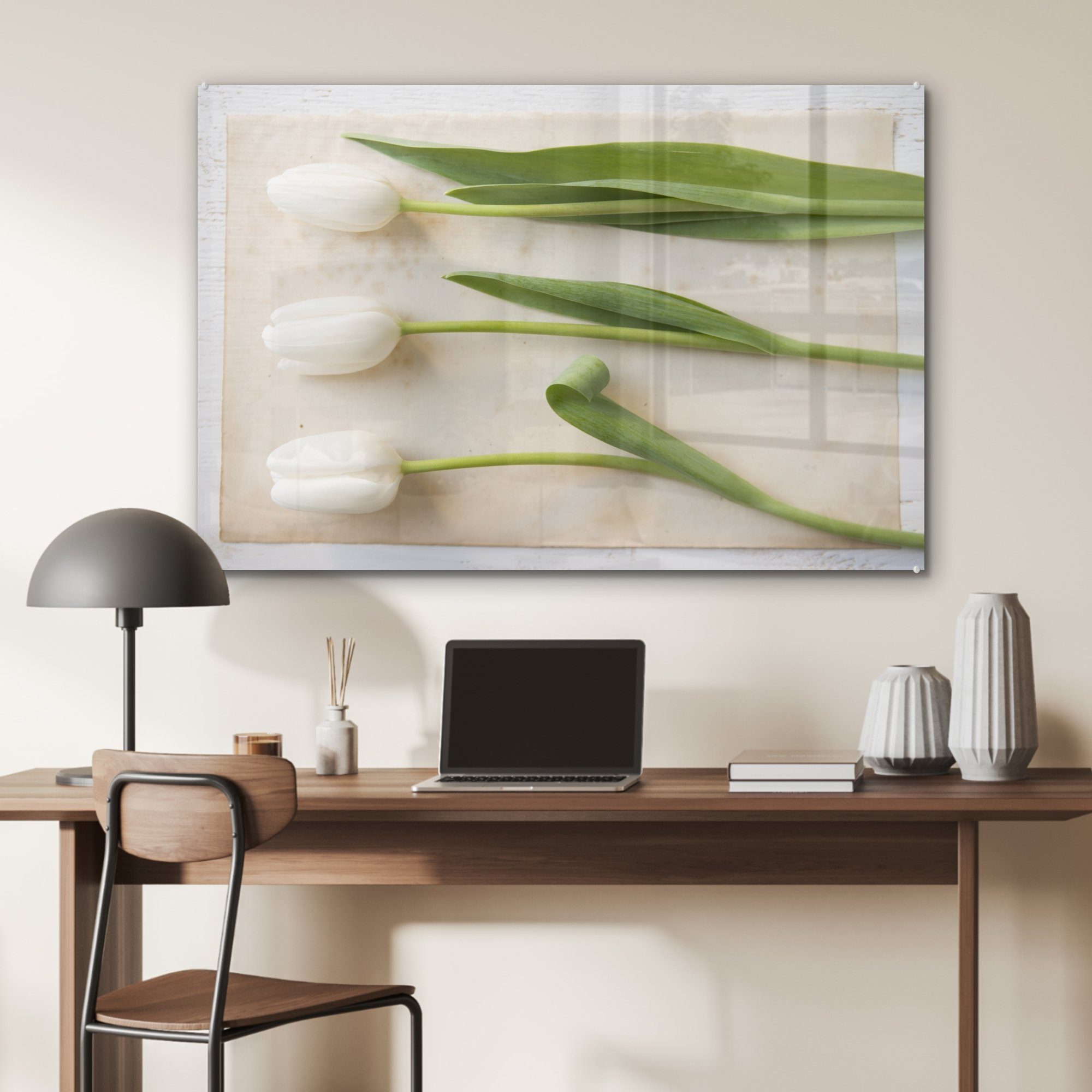 Acrylglasbild Acrylglasbilder St), & Drei weiße MuchoWow (1 Schlafzimmer Tulpen, Wohnzimmer