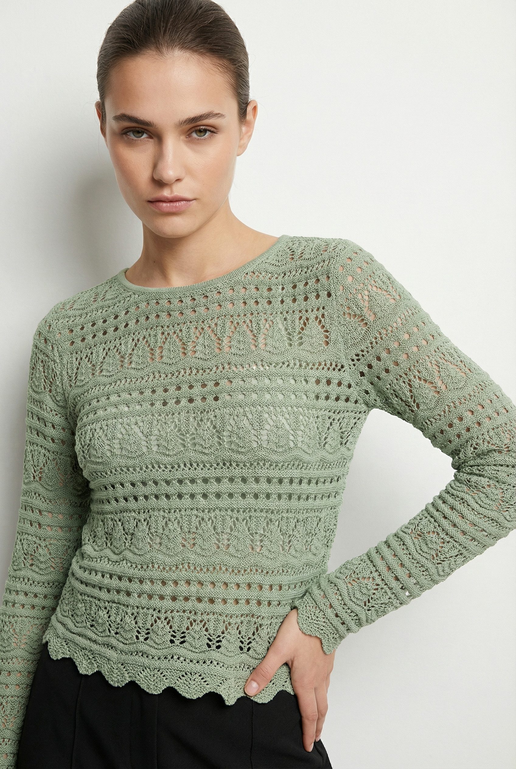 ONLY Strickpullover ONLELKE LIFE LS PULLOVER KNT NOOS Lochstickerei, verkürzte Form