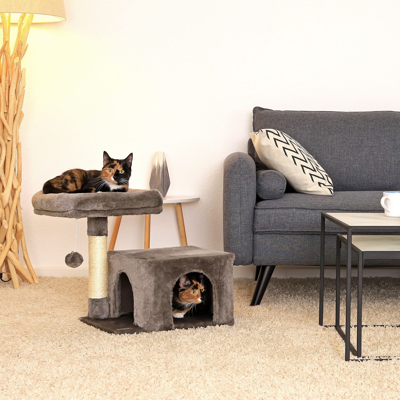 lionto Kratzbaum platzsparend 50 cm, für Kitten & Jungtiere, dunkelgrau, Katzenkratzbaum mit Plüschbezug, Spielball & Sisalstange