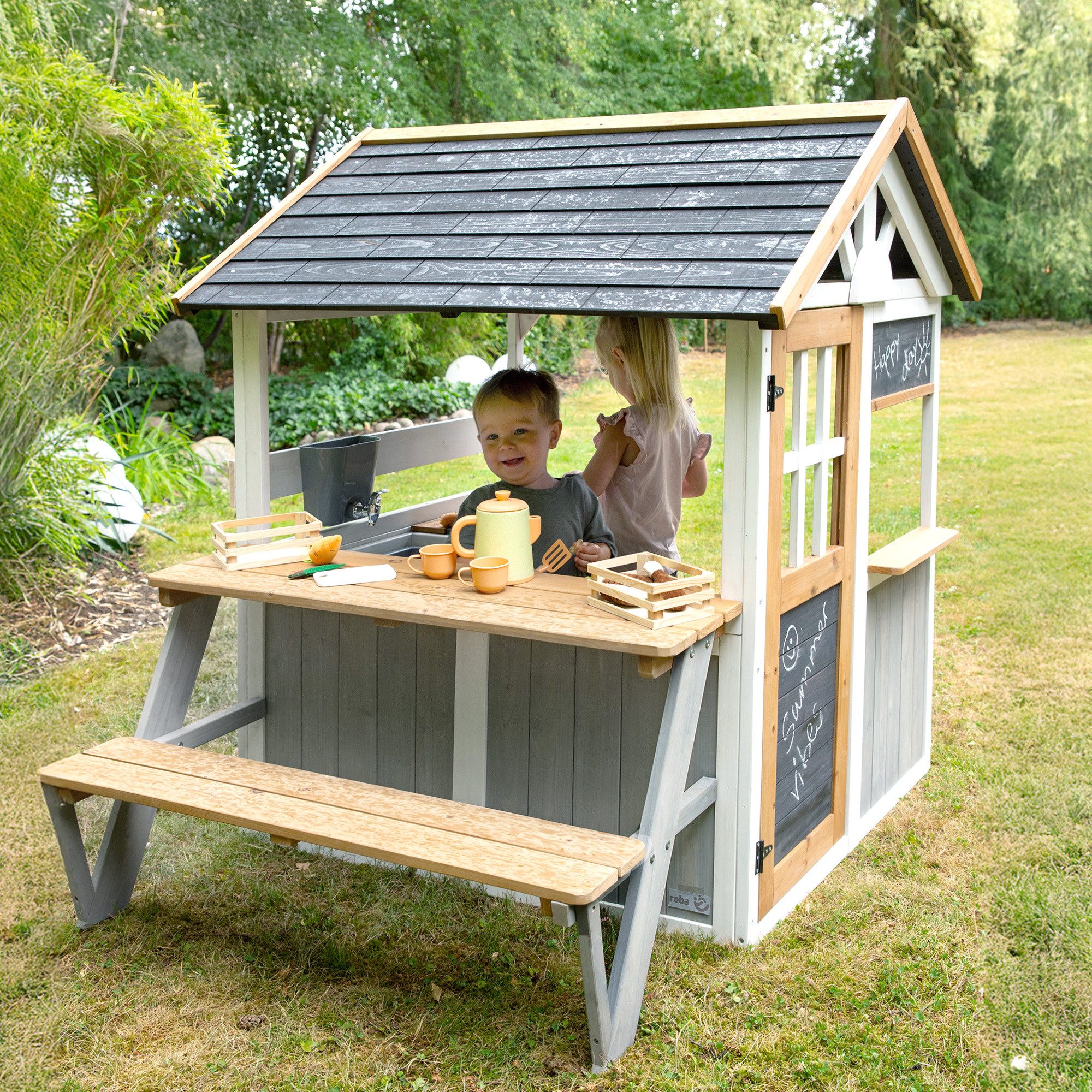 roba® Spielhaus aus Holz - Inkl. Spielküche mit Kochfeldern + Picknick-Tisch & Bank, Wetterfestes Kinderspielhaus für den Garten mit Verkaufsstand aus Holz