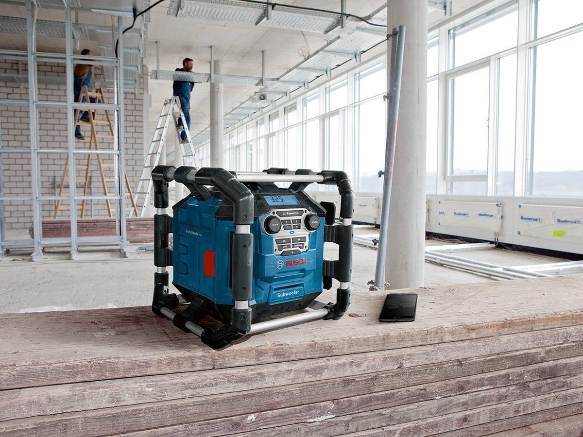 Bosch Professional GPB 18 V-5 C Baustellenradio (FM-Tuner, 20 W)