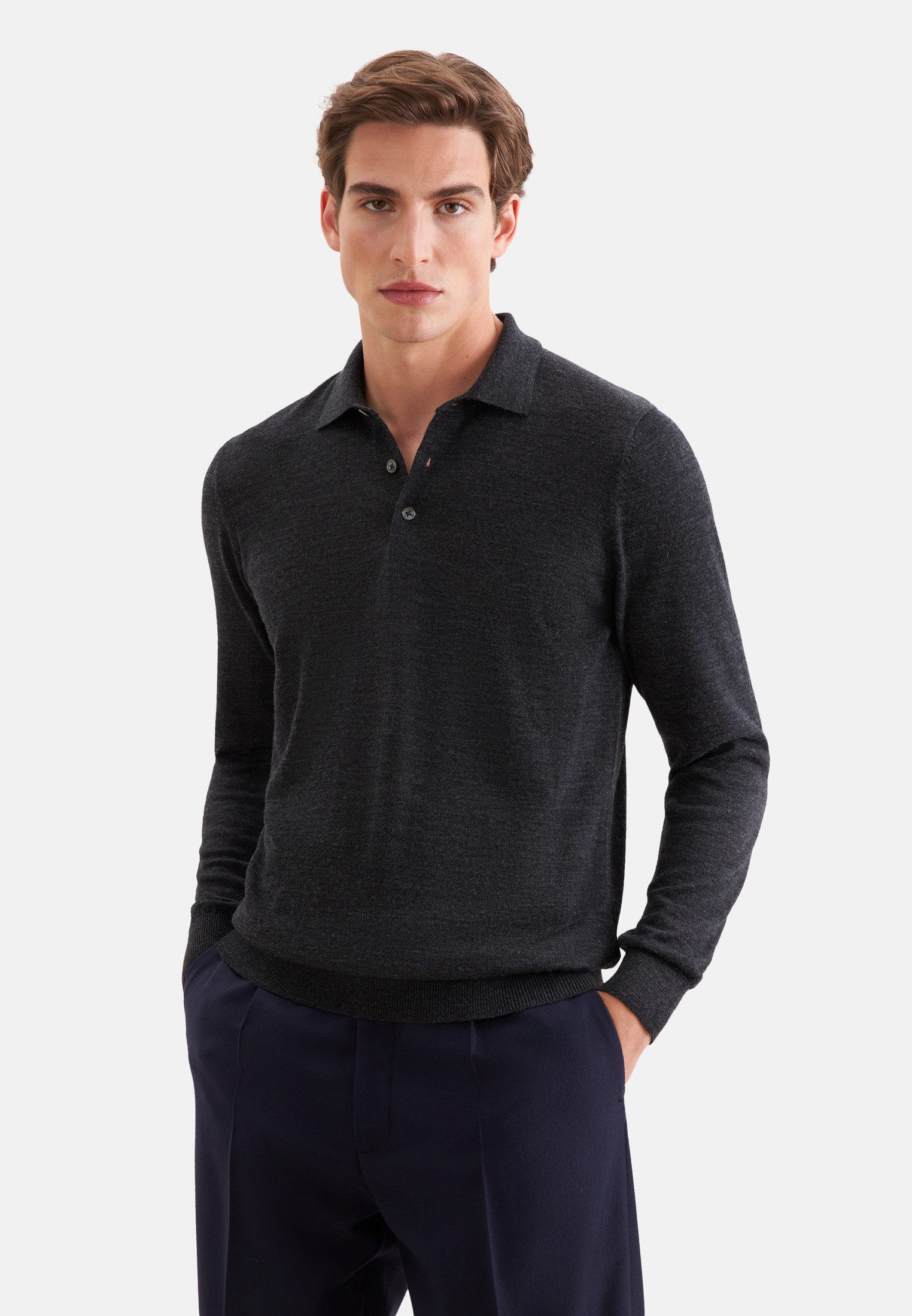 Strickpullover Schwarze Rose