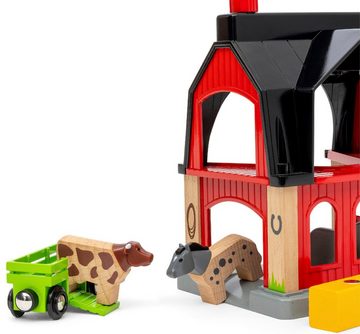 BRIO® Spielzeugeisenbahn-Gebäude Tierscheune mit Heuwaggon, FSC® - schützt Wald - weltweit
