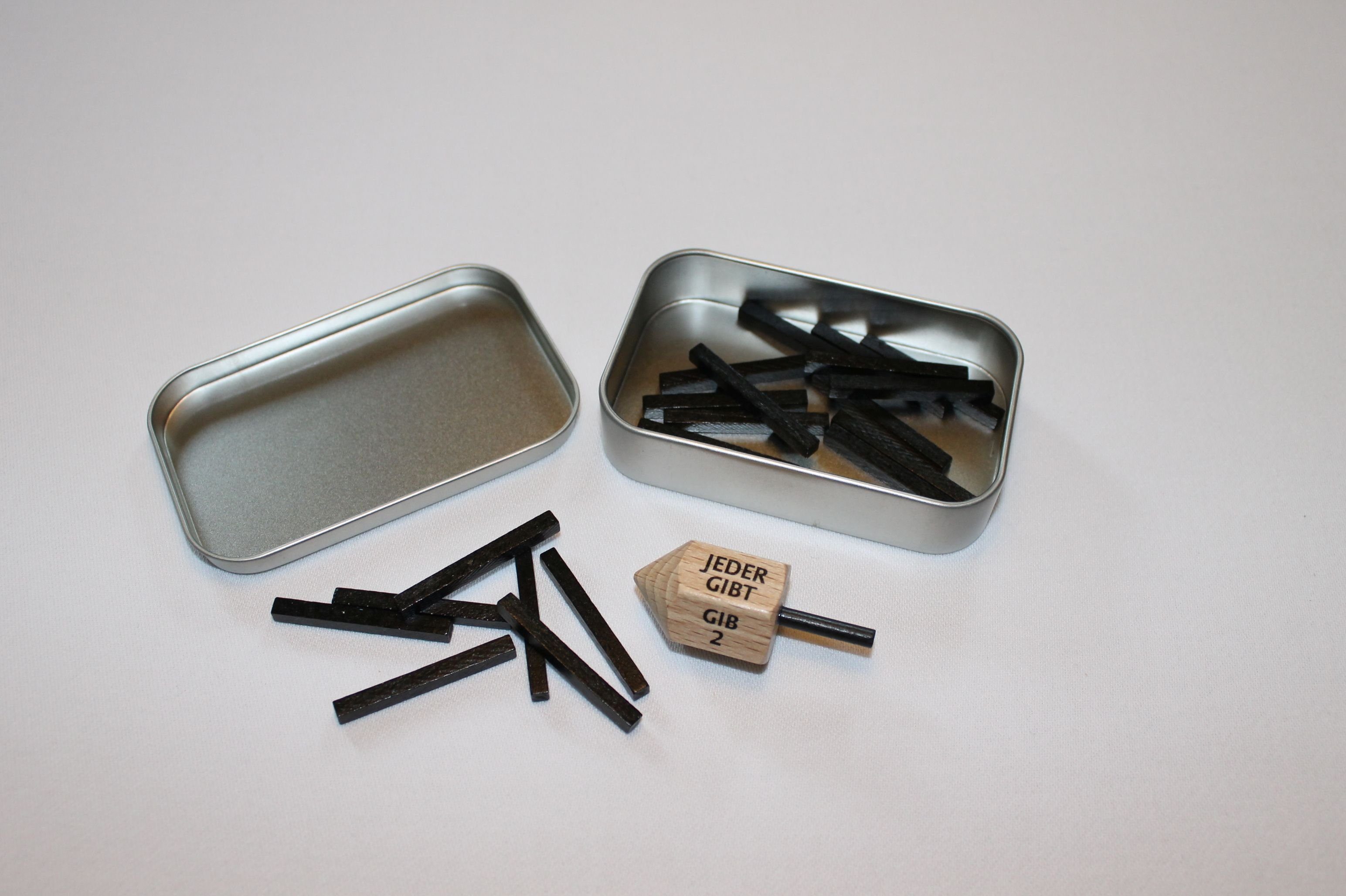 Erzgebirgische Holzspielwaren Ebert GmbH Brummkreisel Holzspielzeug Kreisel-Spiel in Metallbox "Nimm-Gib" BxHxT 9,5x6x2cm