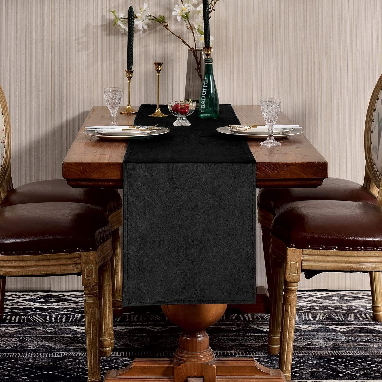 LuxusKollektion Tischläufer Tischläufer Schwarz 35x130cm modern Samt-Effekt (1-tlg)