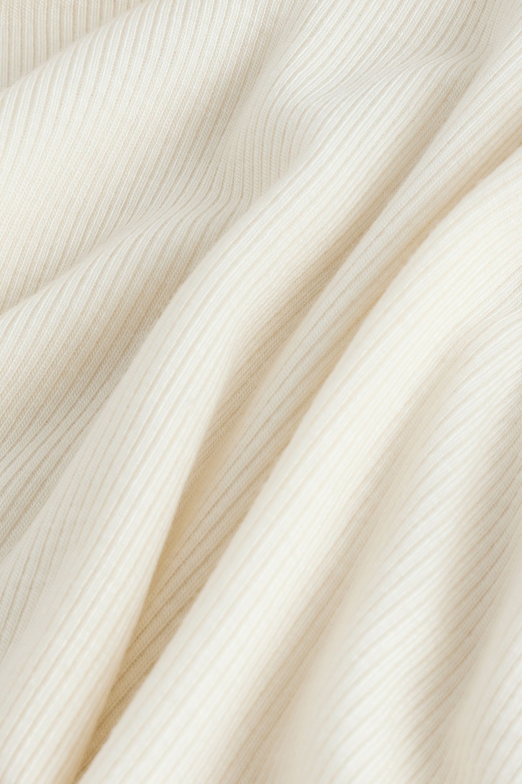 Next Blusenshirt Schulterfreies Langarmoberteil mit Lyocell (1-tlg)