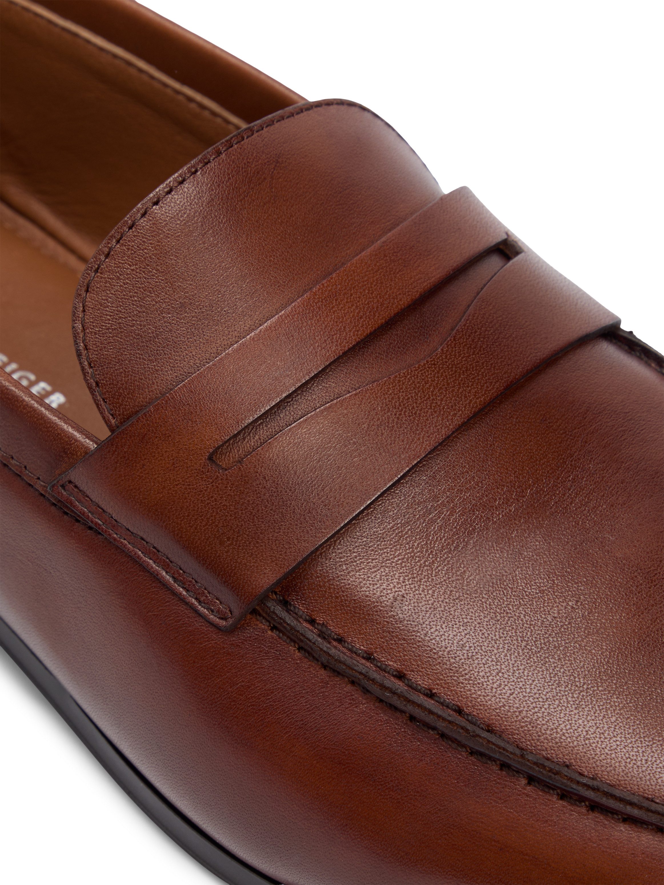 Tommy Hilfiger FLEXIBLE SLIM LEATHER LOAFER Loafer Blockabsatz, Slipper, Businessschuh mit Zierriegel