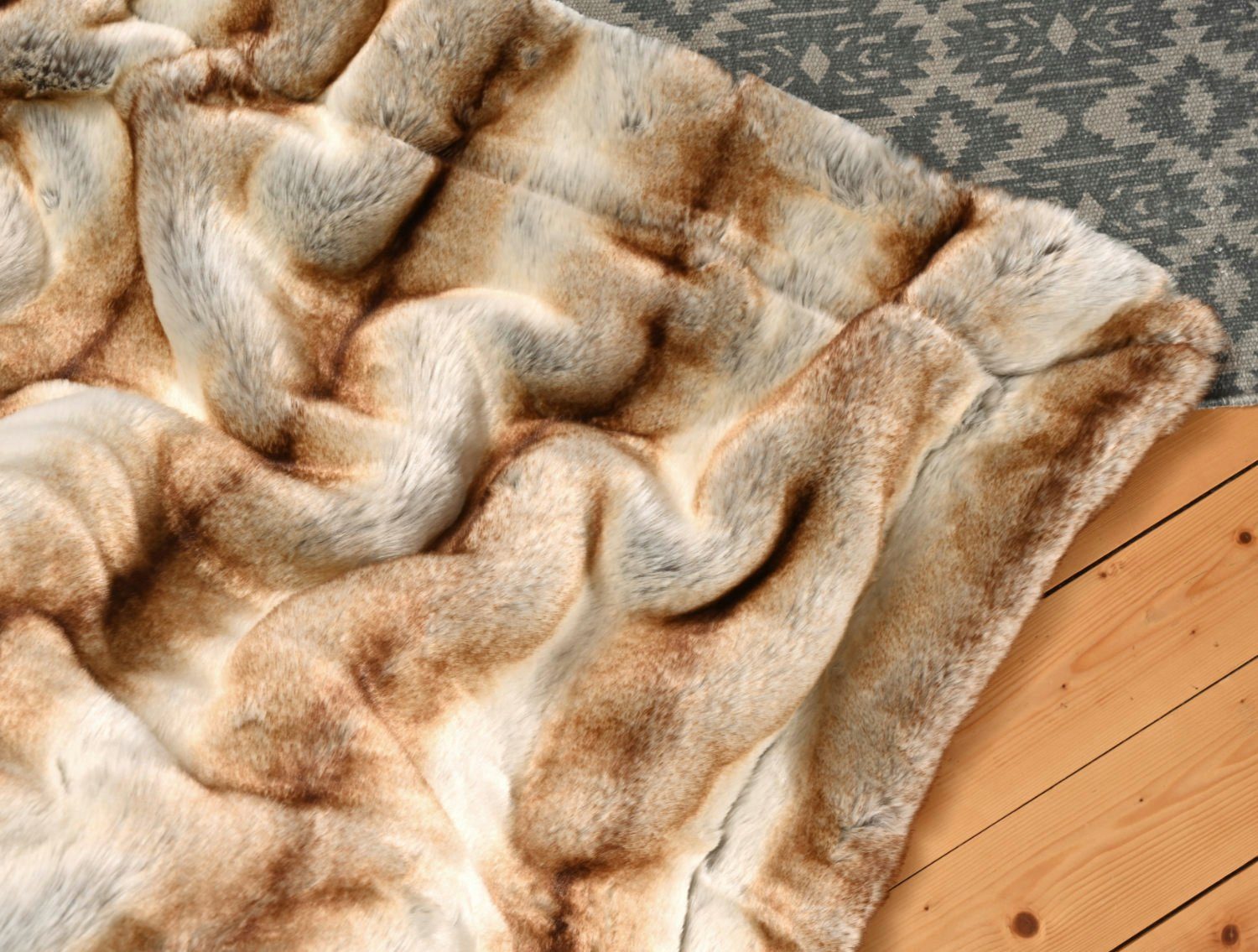 Wohndecke Felldecke (Kunstfell) "Wolf hellbraun und günstig online kaufen