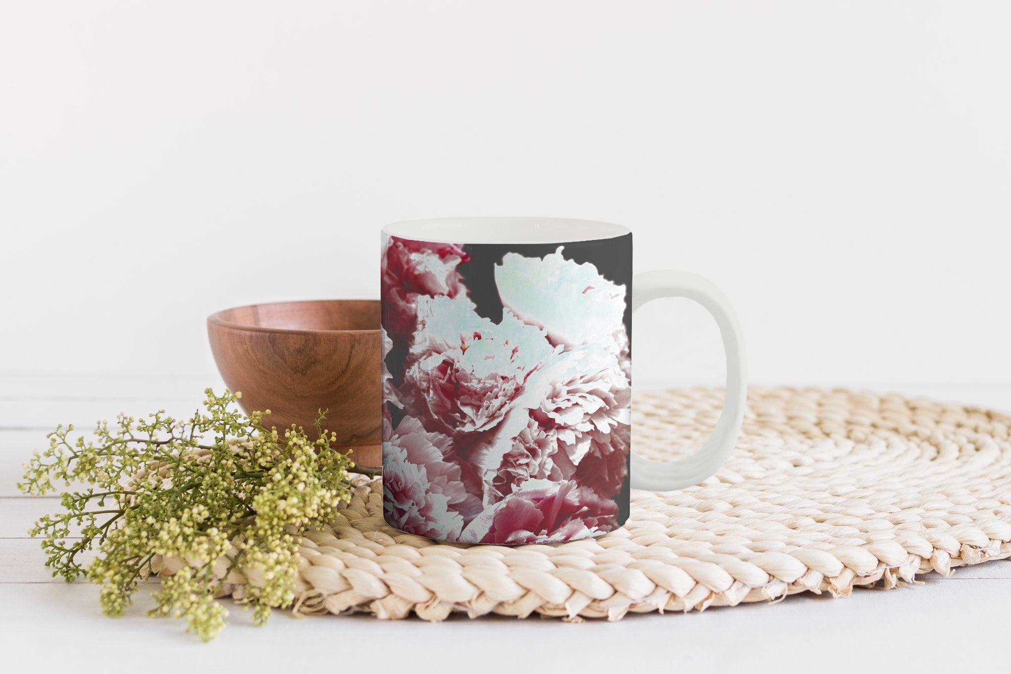 Teetasse, Keramik, aus Kaffeetassen, Becher, Teetasse, Blumenstrauß rosa MuchoWow Pfingstrosen, Tasse Geschenk