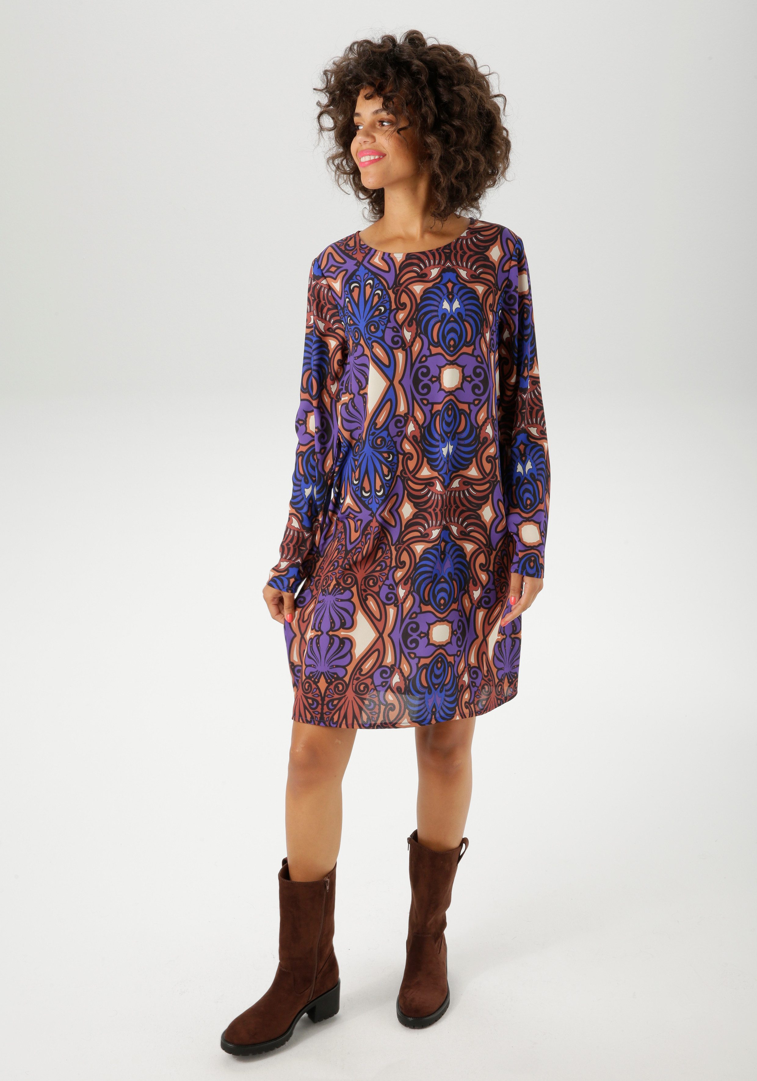 Aniston CASUAL Minikleid mit großflächigem Ornament-Druck günstig online kaufen