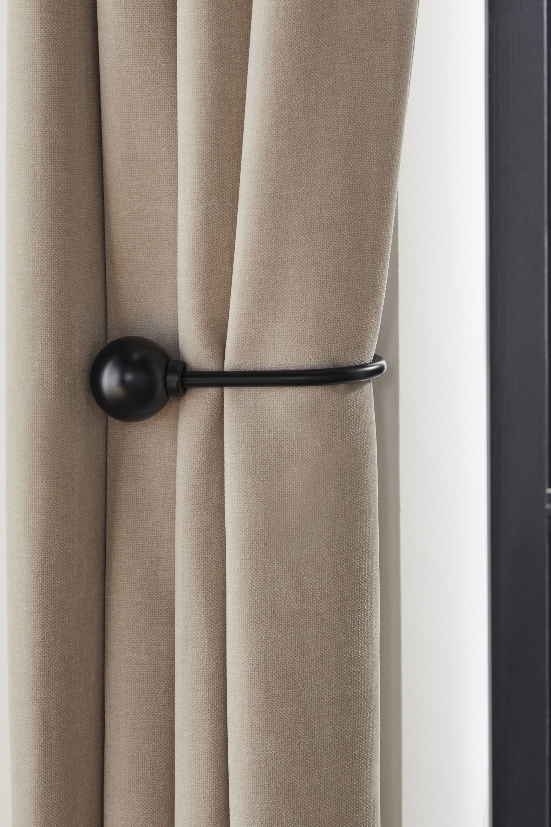 Next Raffhaken Raffhalter mit Kugeldesign, 2er-Set