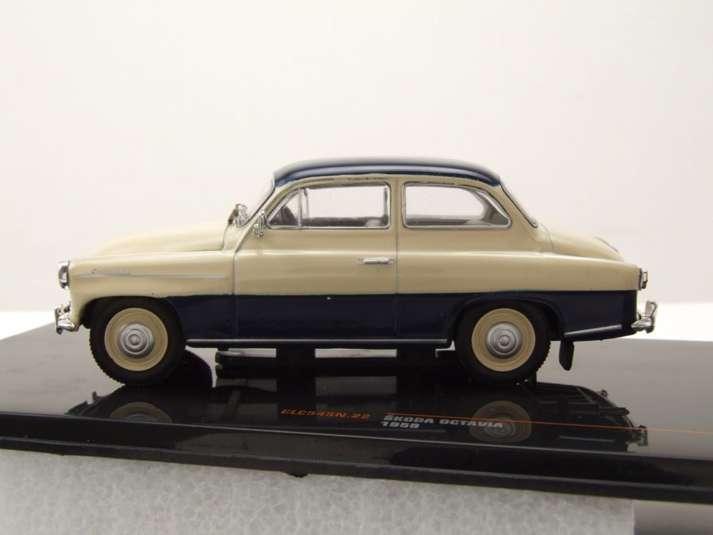 ixo Models Modellauto Skoda Octavia 1959 beige dunkelblau, Maßstab 1:43