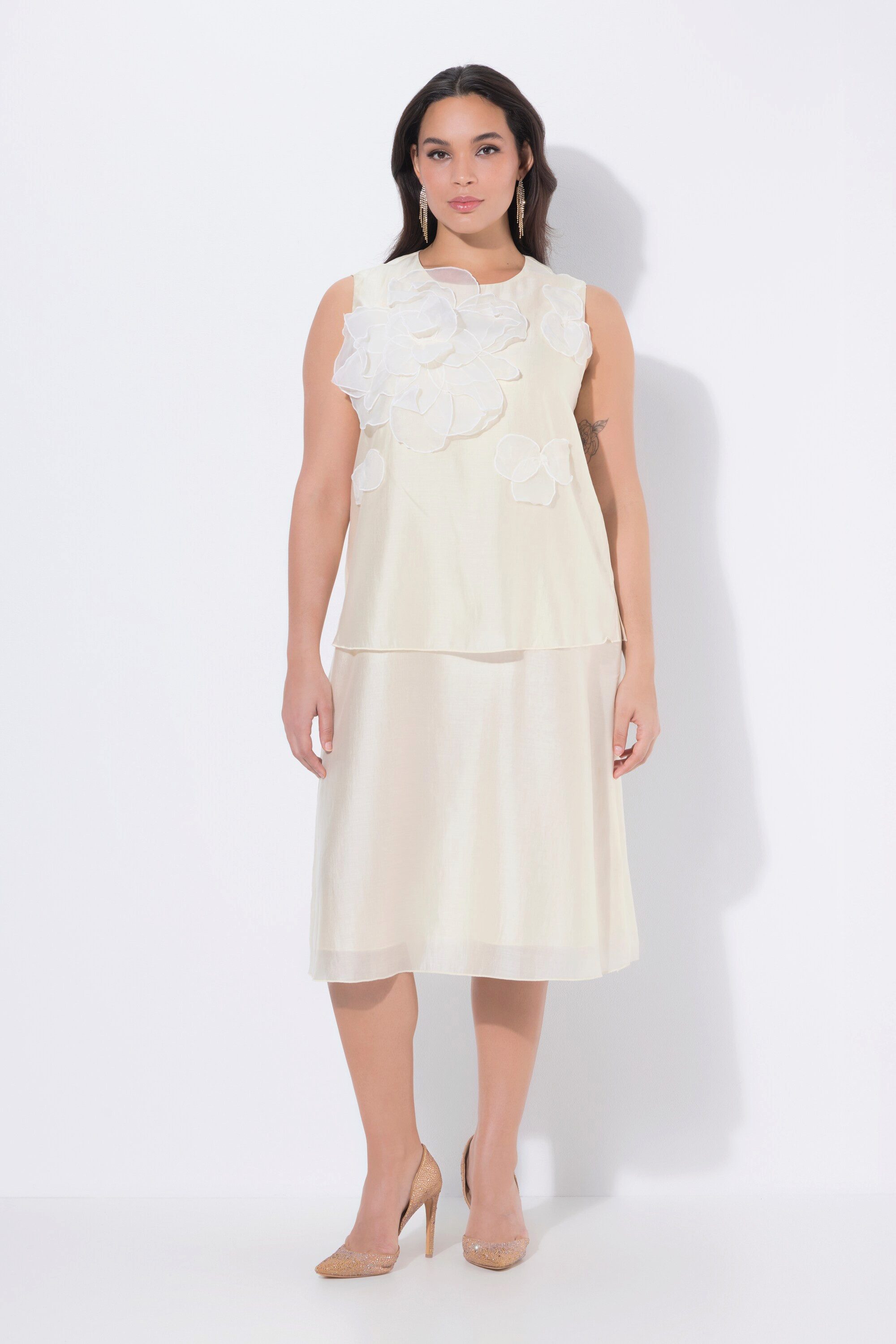 Ulla Popken Midikleid Chiffon-Midikleid Blüten-Applikation Rundhals