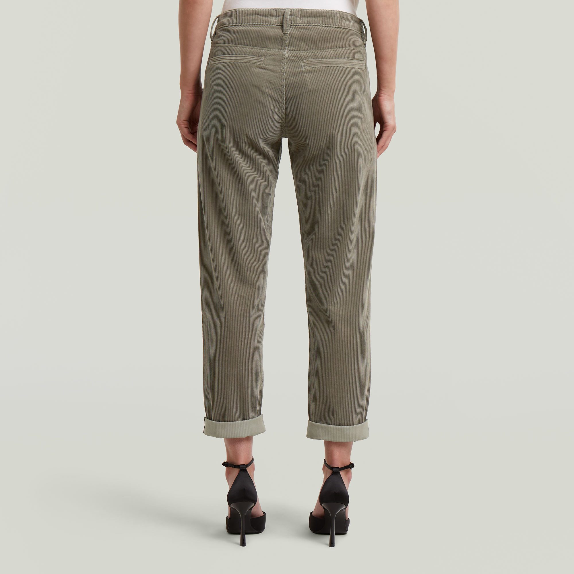 G-STAR Chinohose Kate Chino Boyfriend mit Relaxed Fit an Hüfte und Oberschenkeln