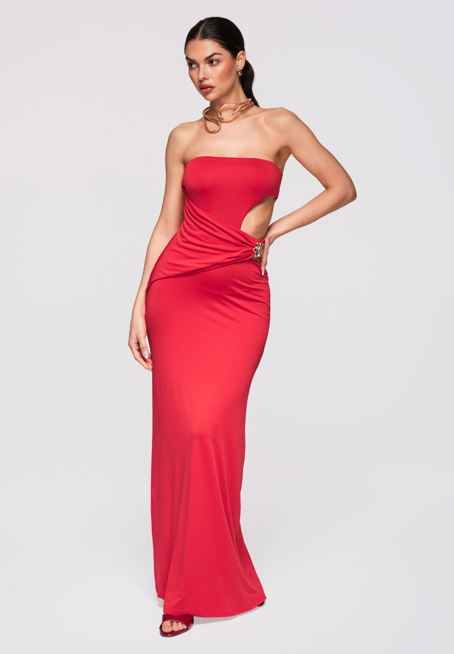 OMBRE Abendkleid Abendkleid Maxikleid Figurbetont Glamour Rot M (kein Set, 1-tlg) Ausschnitt am Rücken, Cut-Out-Detail in der Taille, geraffter Hüftbere