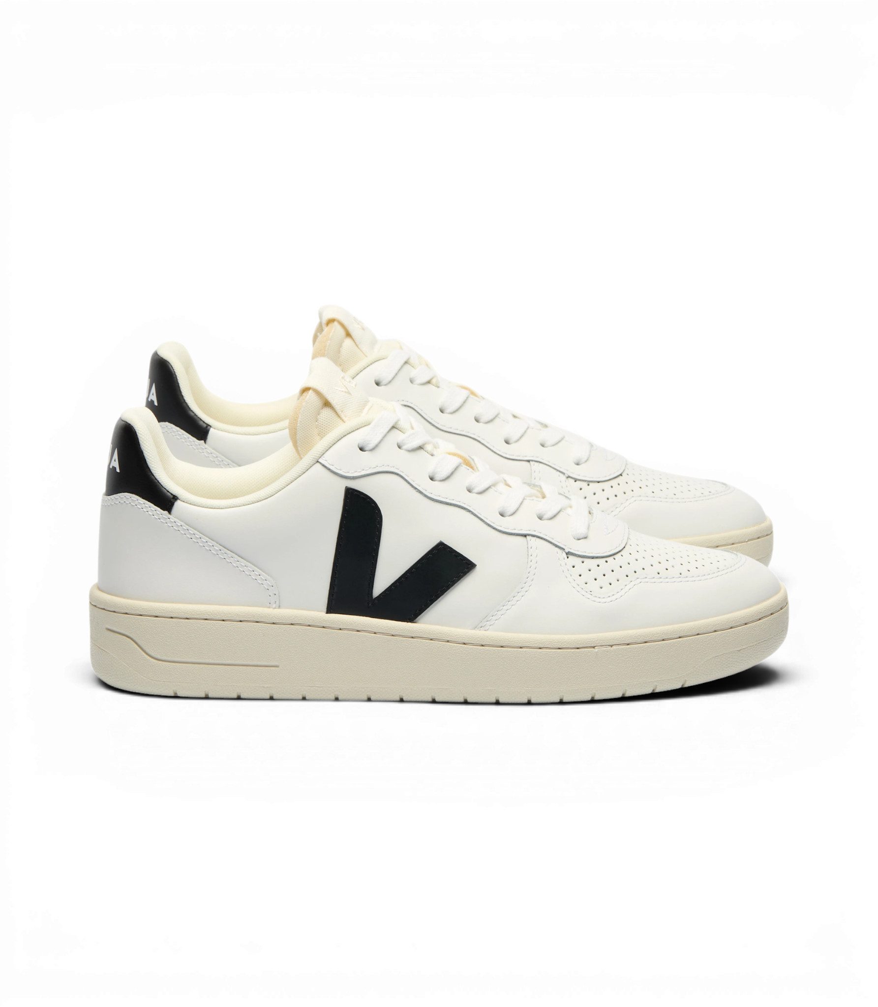 VEJA V-10 Prime (Leder) weiss/schwarz Sneaker
