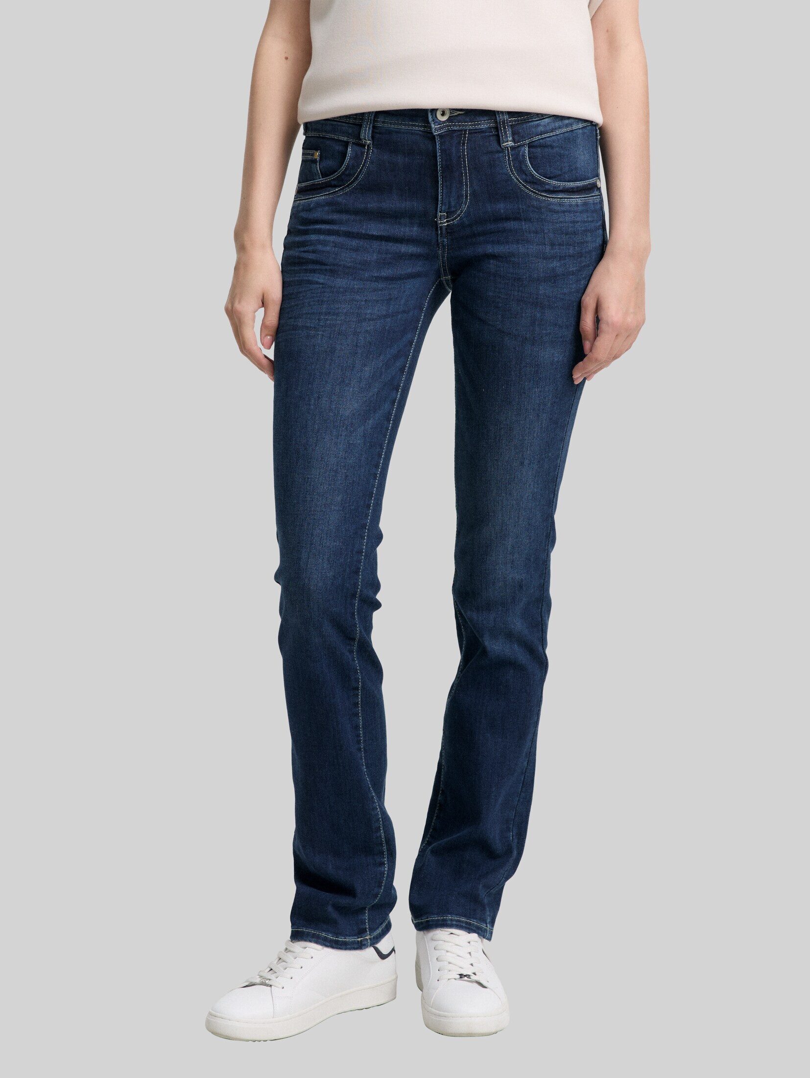 TOM TAILOR Straight-Jeans Jeanshosen TTALEXA STRAIGHT Jeans. € 59,99