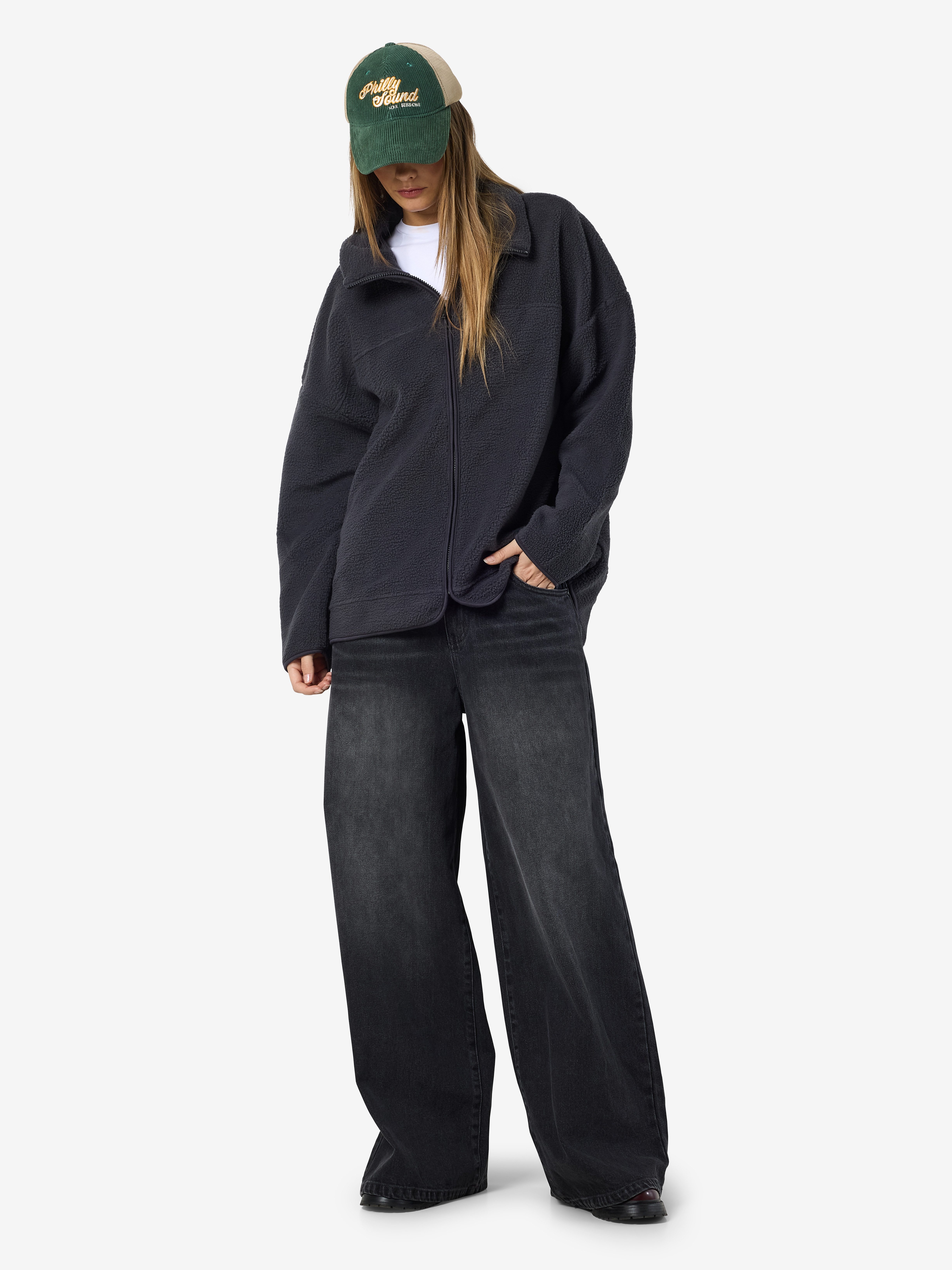 Noisy may Fleecejacke NMCOZY L/S ZIP SWEATER JRS NOOS Polyester, relaxed fit