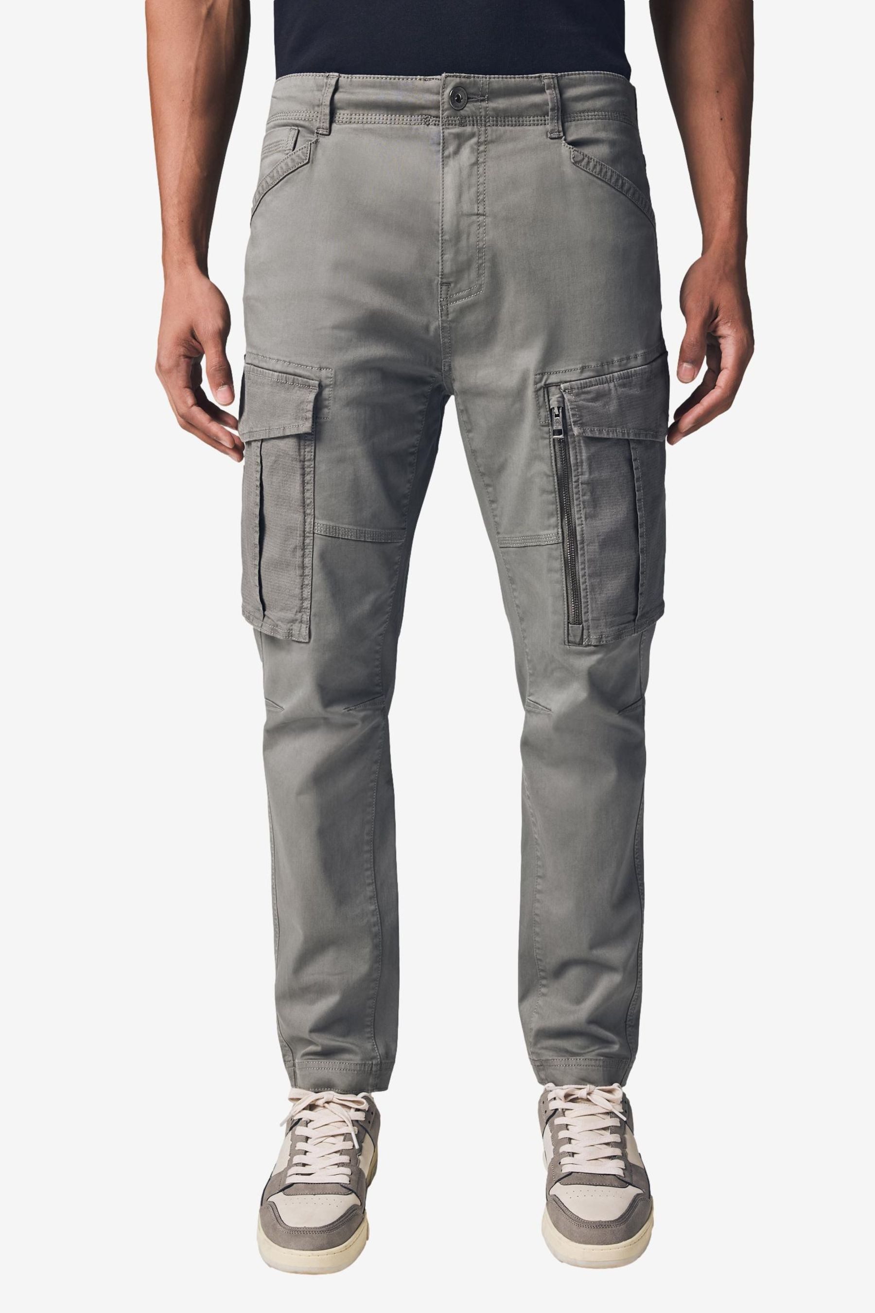 Next Cargohose Slim Fit Cargohose mit Stretch und Reißverschluss (1-tlg)