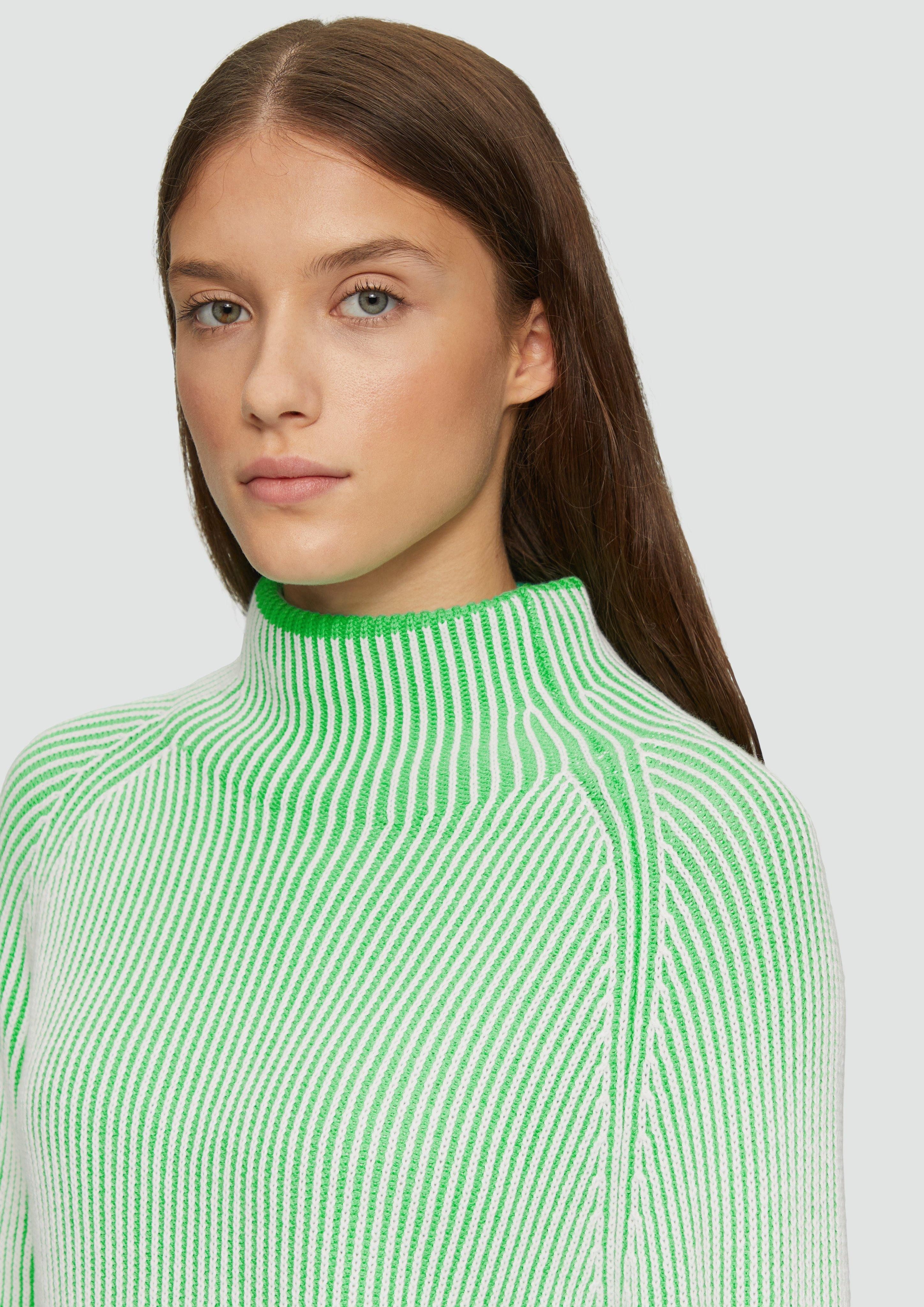 s.Oliver Strickpullover Zweifarbiger Strickpullover mit Stehkragen günstig online kaufen